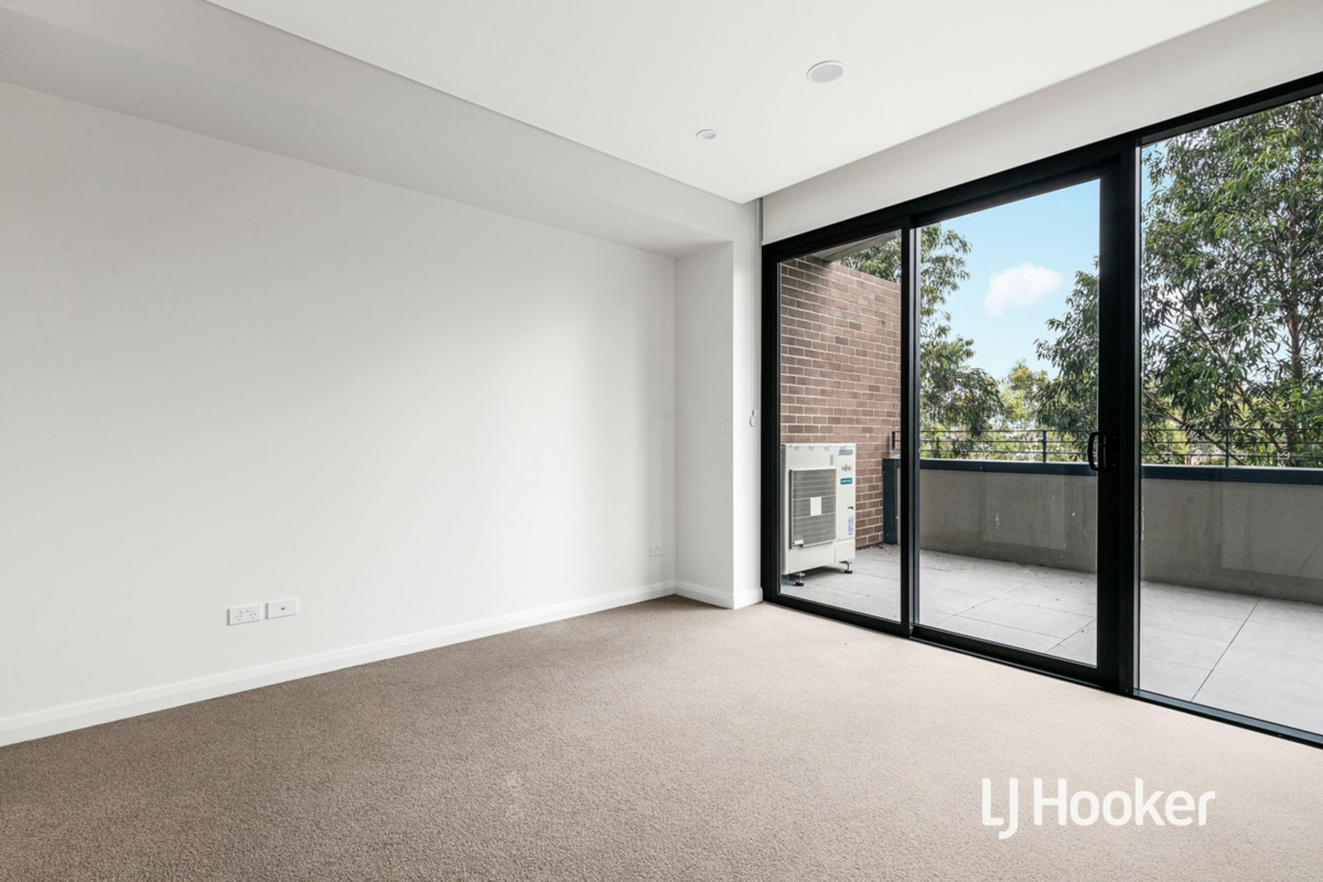203/5A Glyceria Lane, TALLAWONG