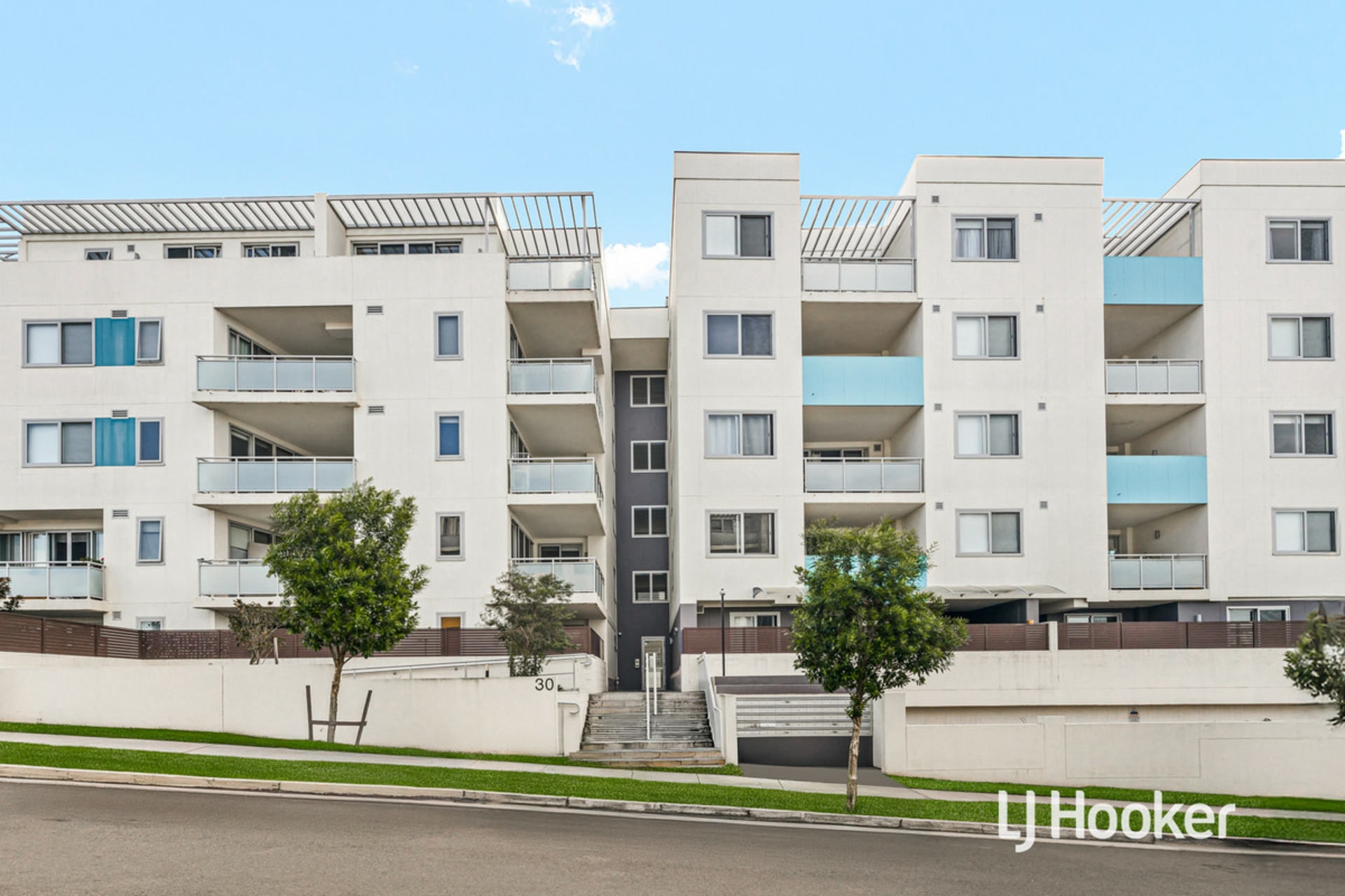 415/30 Rebecca Street, SCHOFIELDS