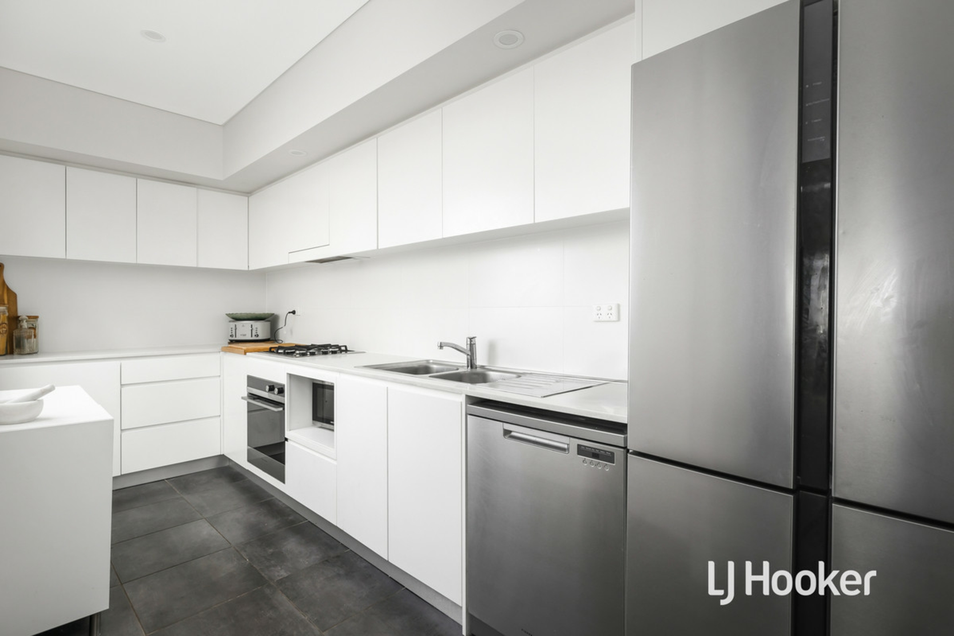 415/30 Rebecca Street, SCHOFIELDS
