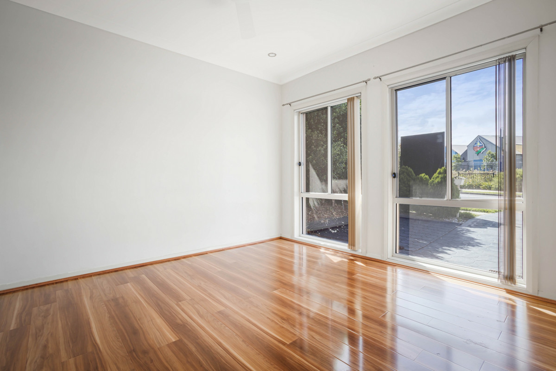 75 Alex Avenue, SCHOFIELDS