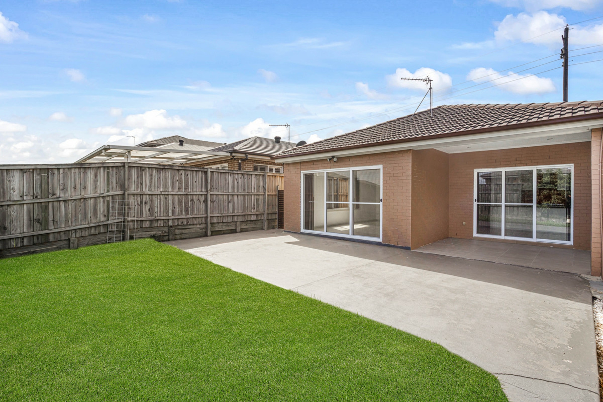 75 Alex Avenue, SCHOFIELDS