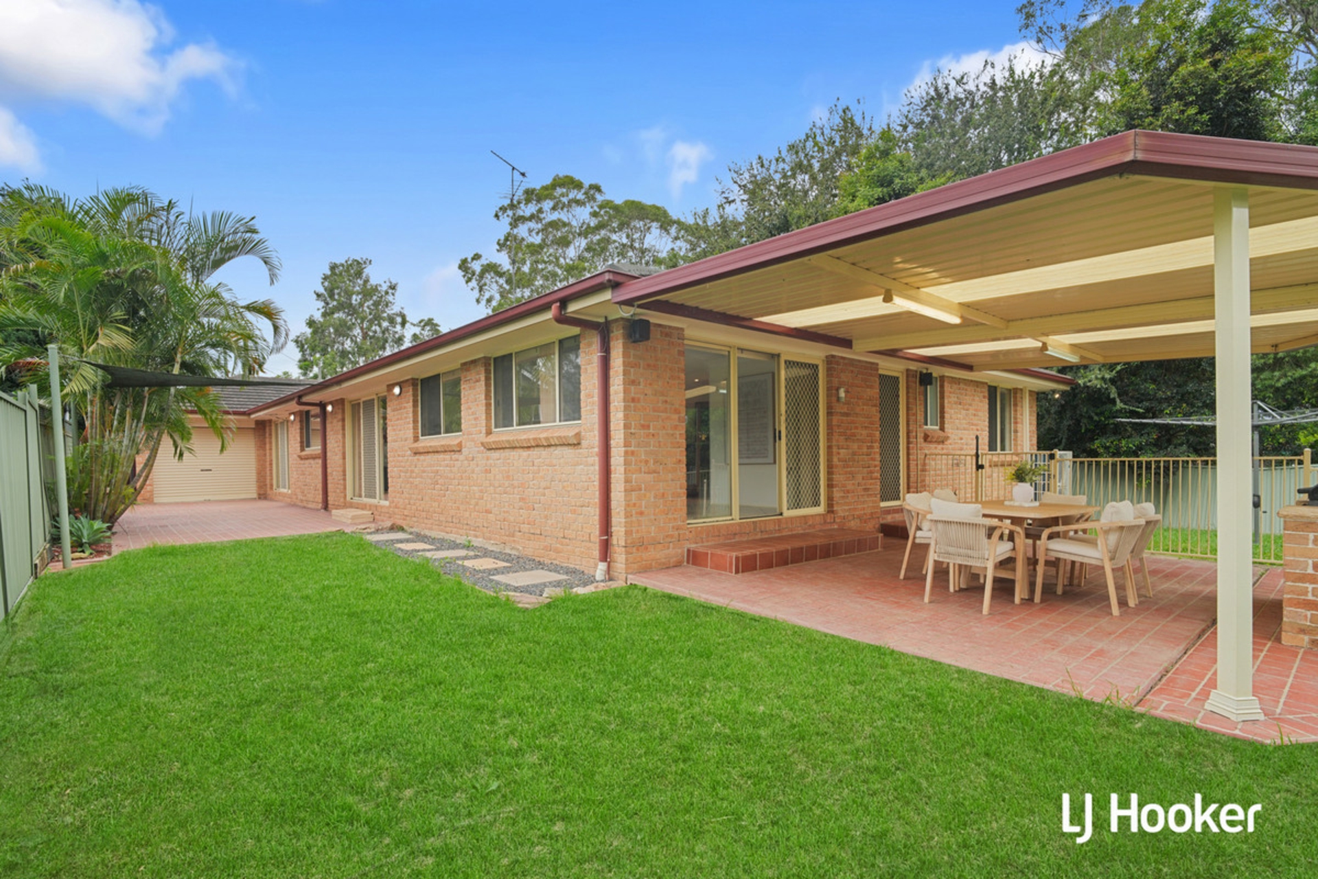 2 Hamilton Street, RIVERSTONE