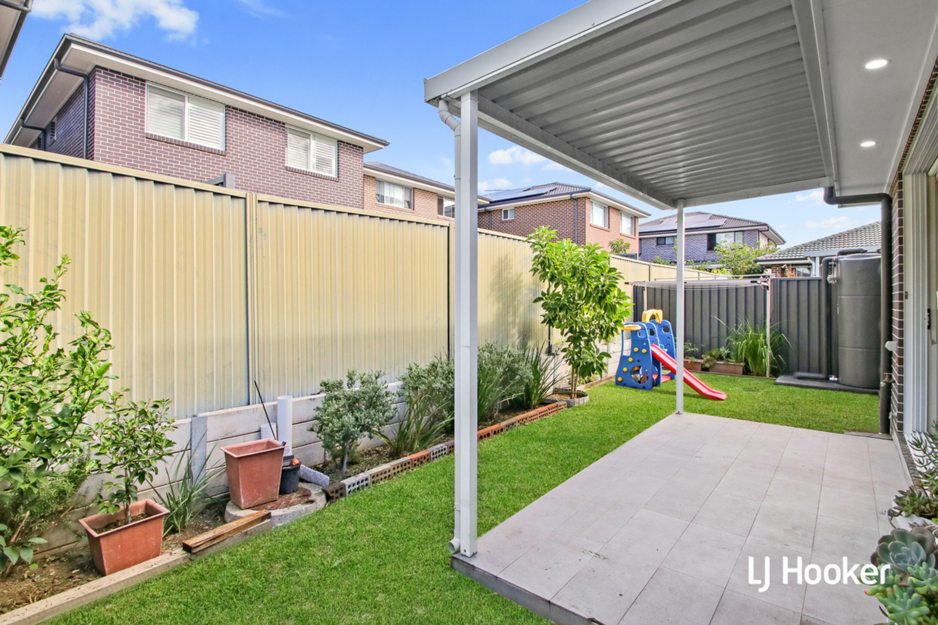 2/33 Karachi Street, RIVERSTONE