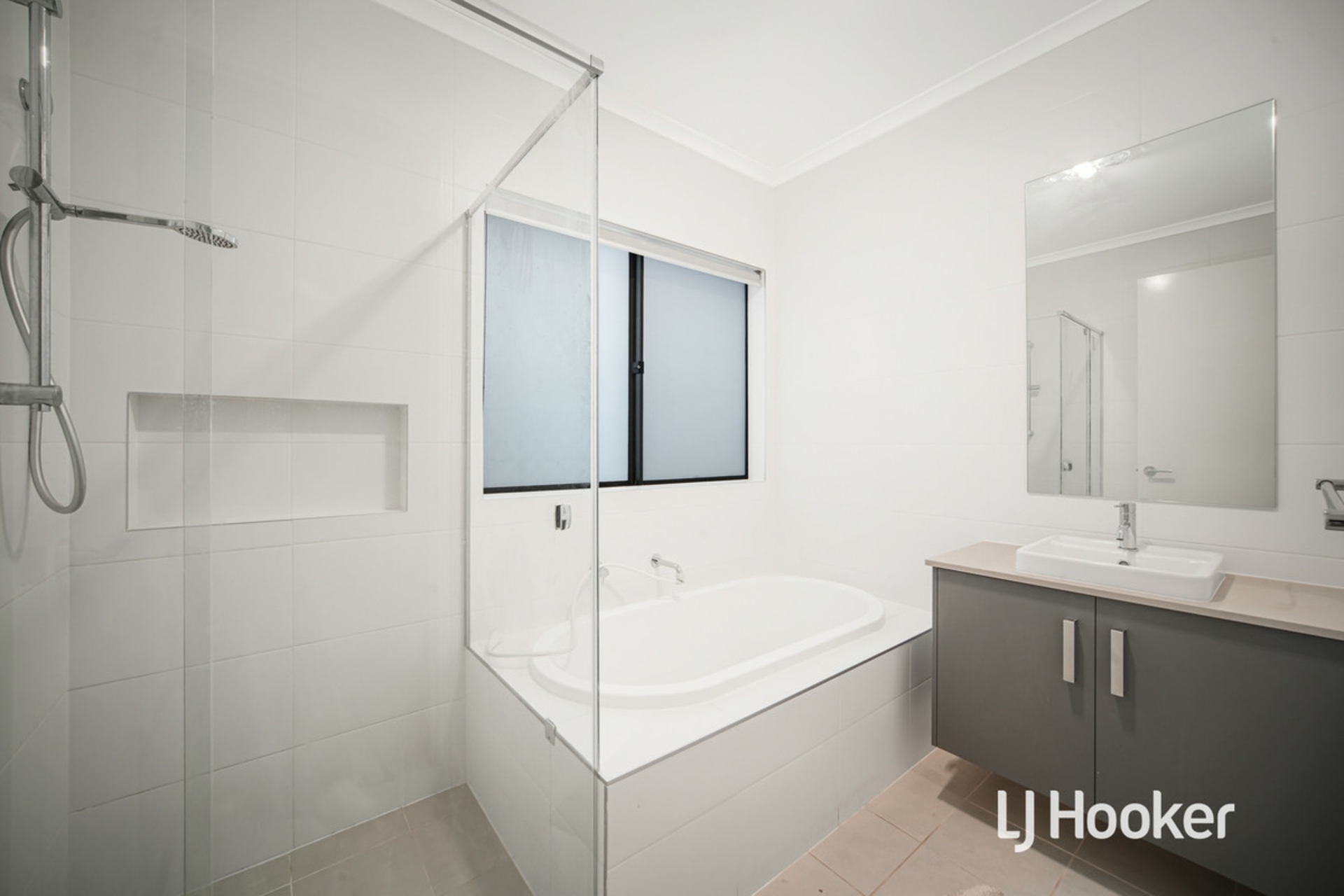 43 Hornet Street, SCHOFIELDS