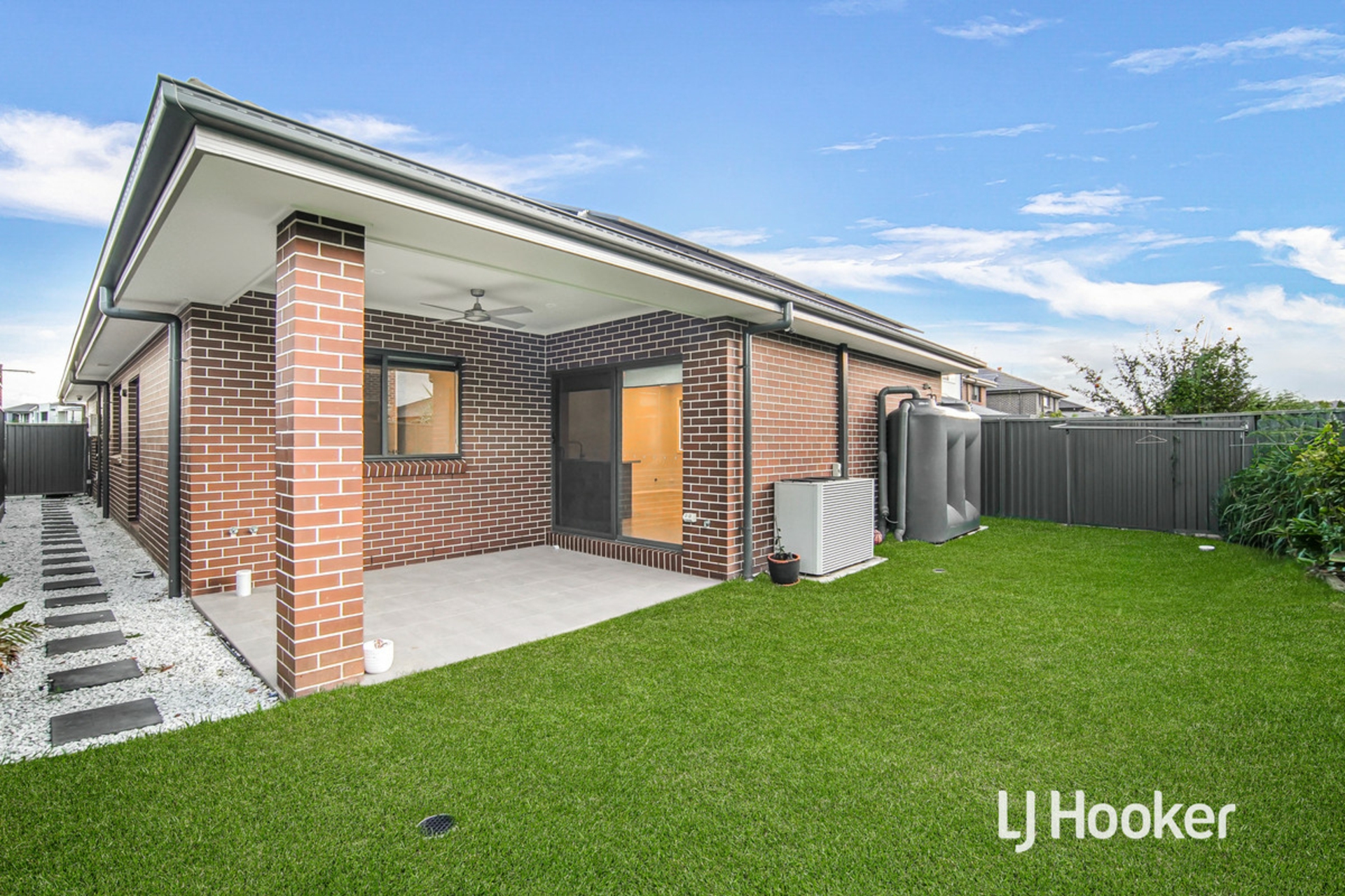 43 Hornet Street, SCHOFIELDS