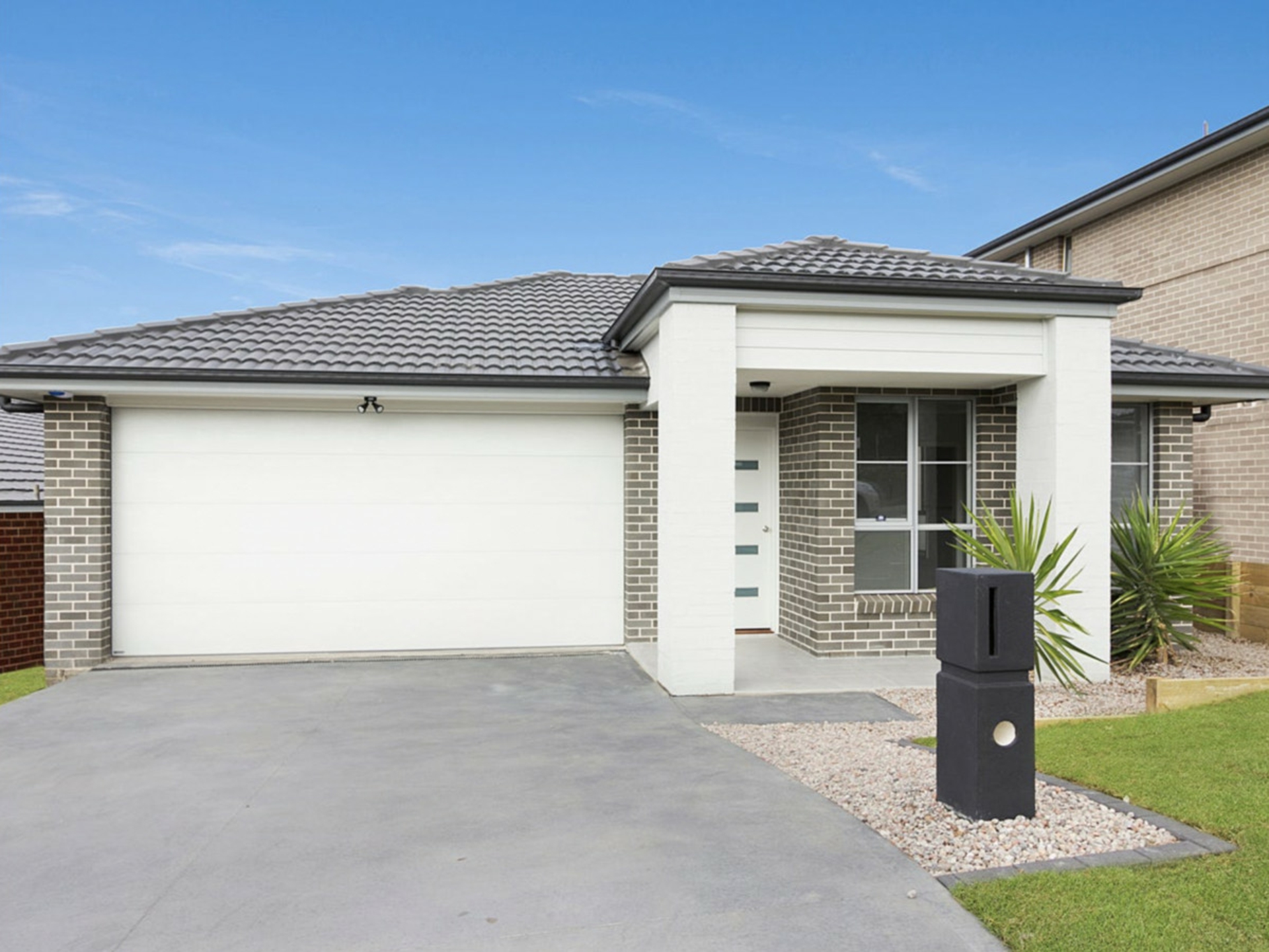 38 Bridge Street, SCHOFIELDS