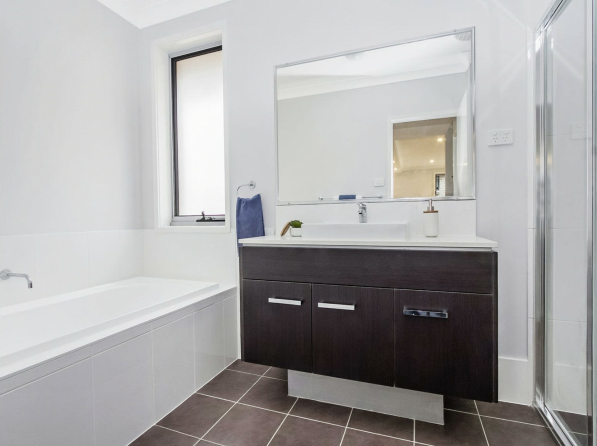 38 Bridge Street, SCHOFIELDS