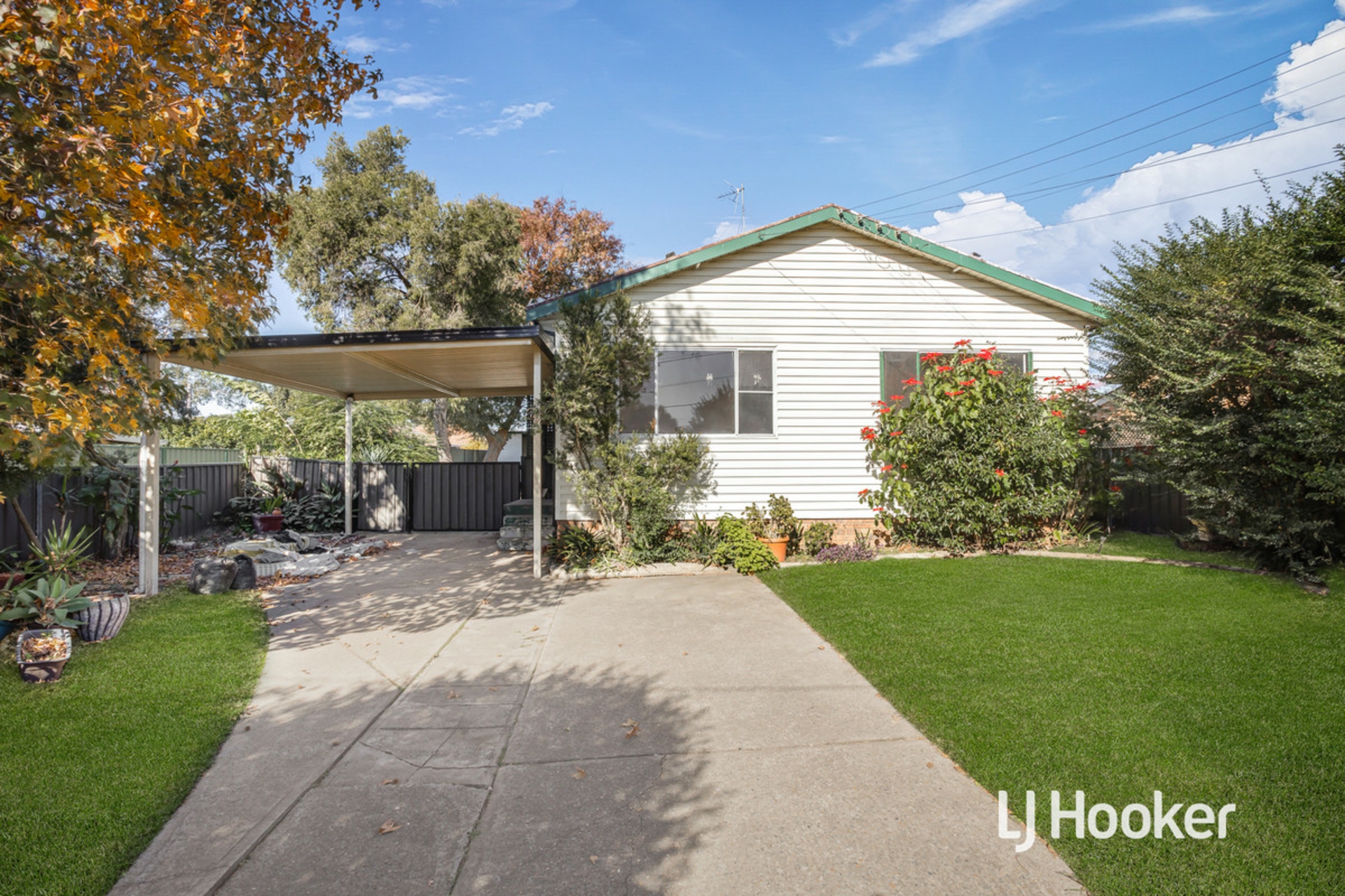 57 Grange Avenue, SCHOFIELDS