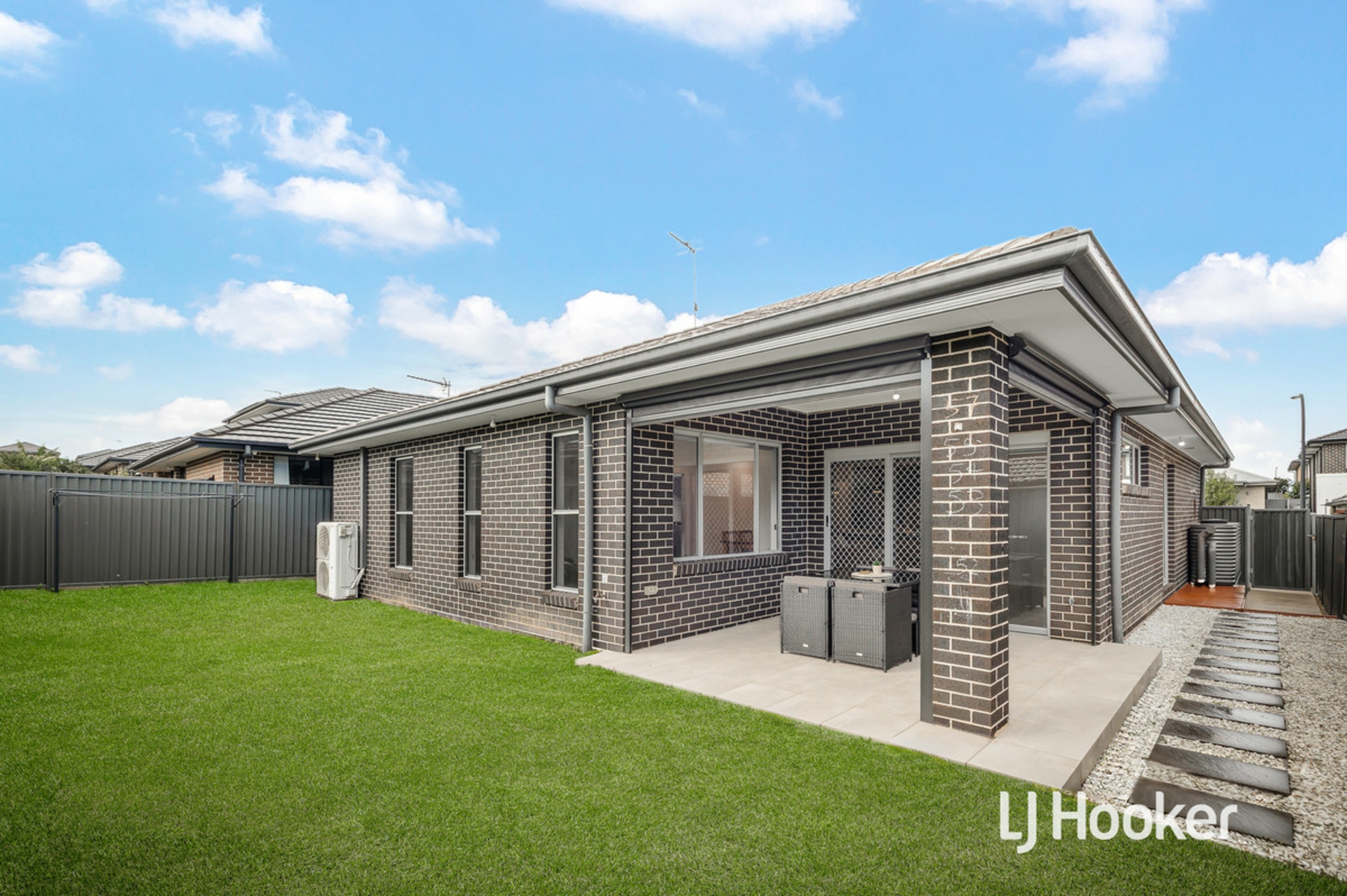22 Trippe Street (Grantham Farm), RIVERSTONE