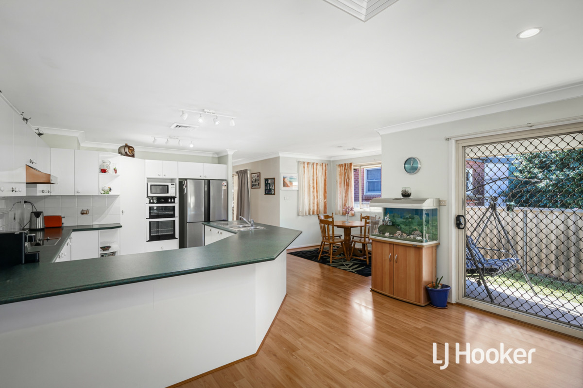24 Advance Street, SCHOFIELDS