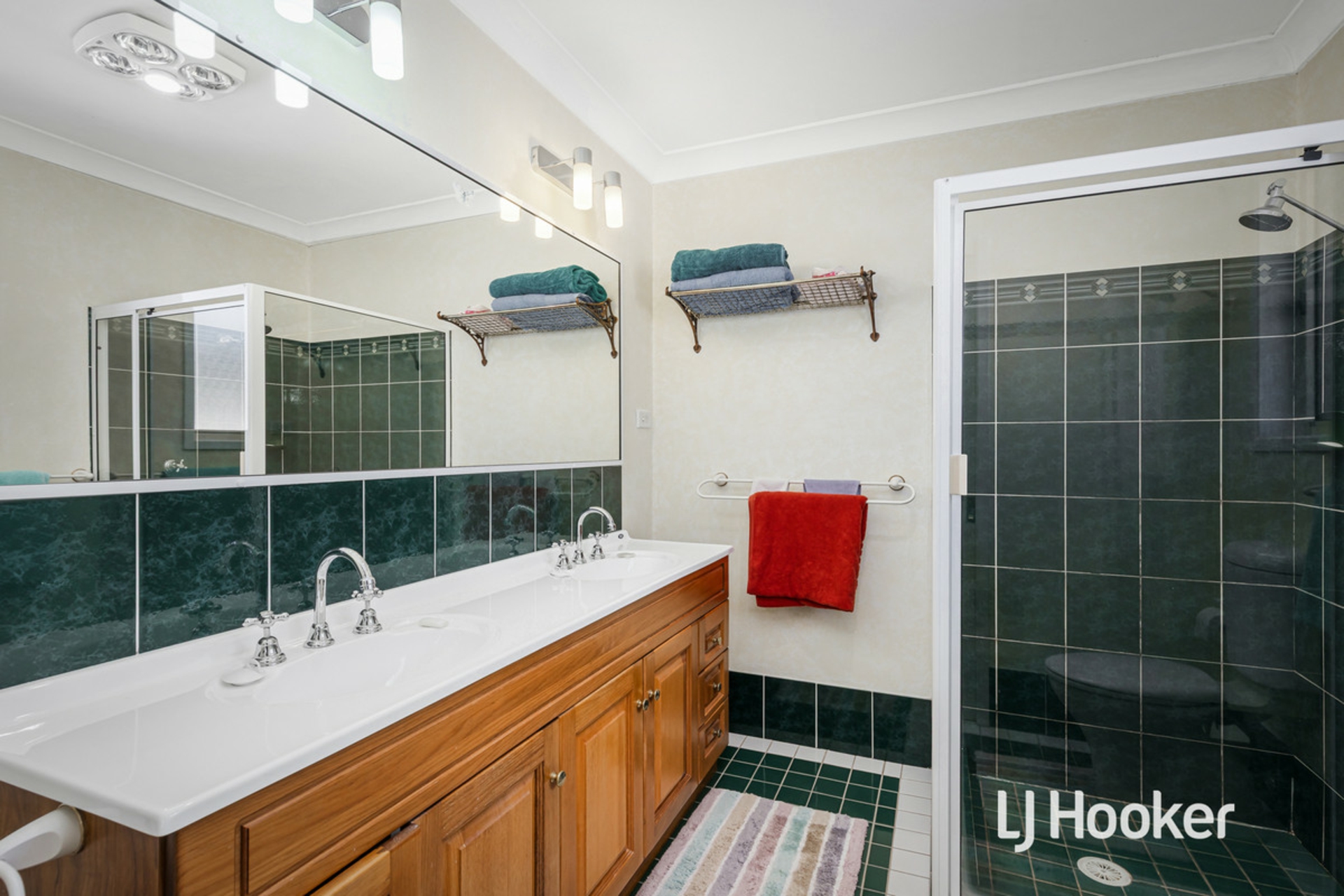 24 Advance Street, SCHOFIELDS