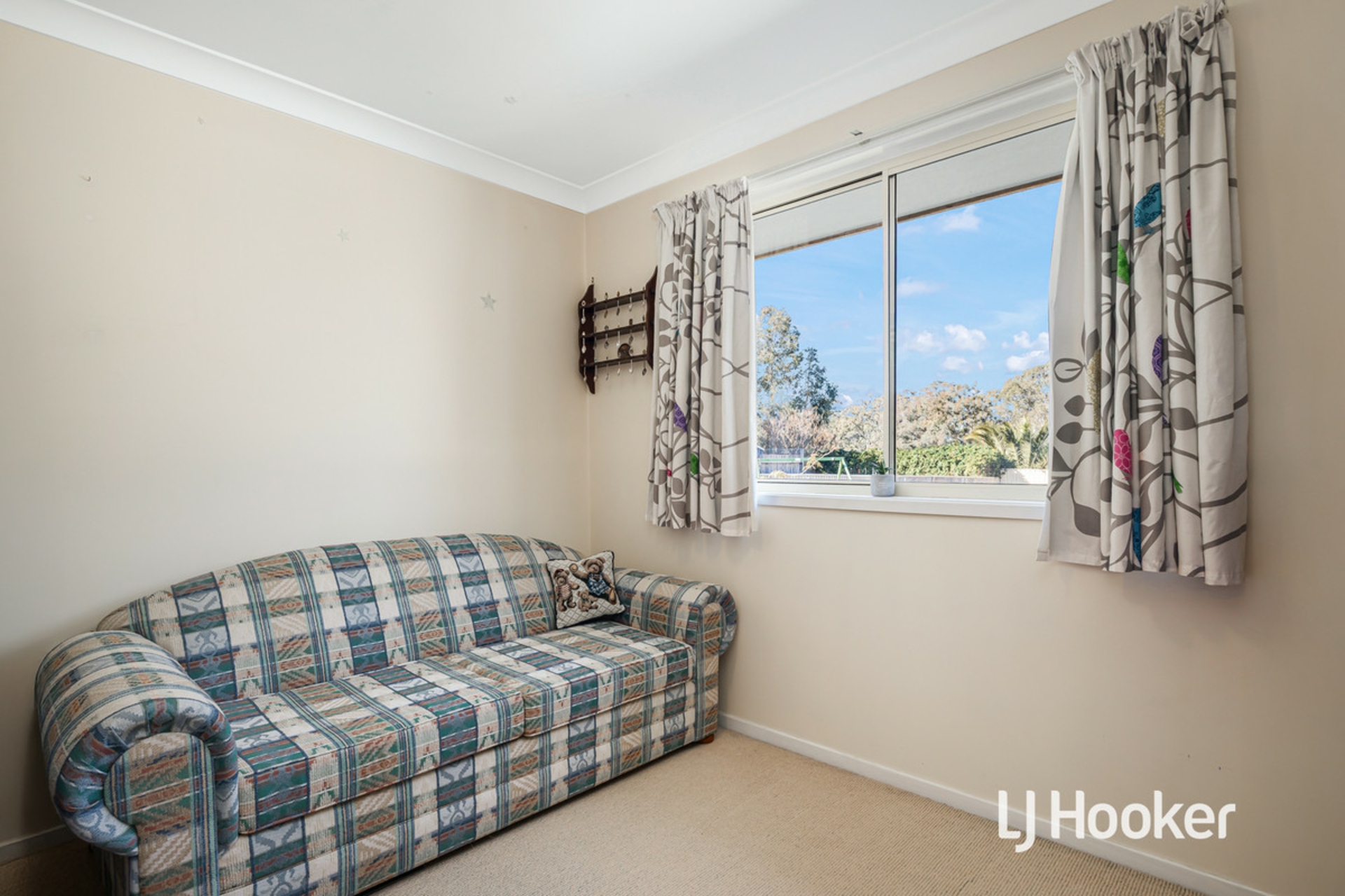 24 Advance Street, SCHOFIELDS