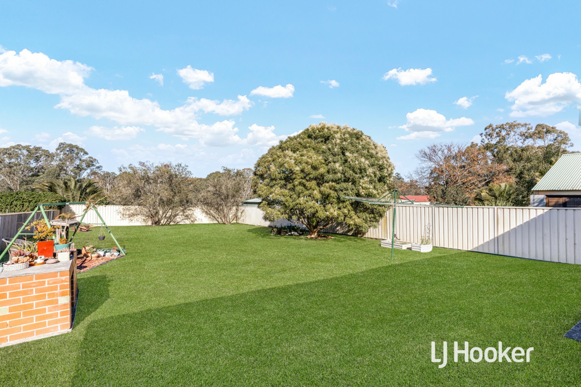 24 Advance Street, SCHOFIELDS
