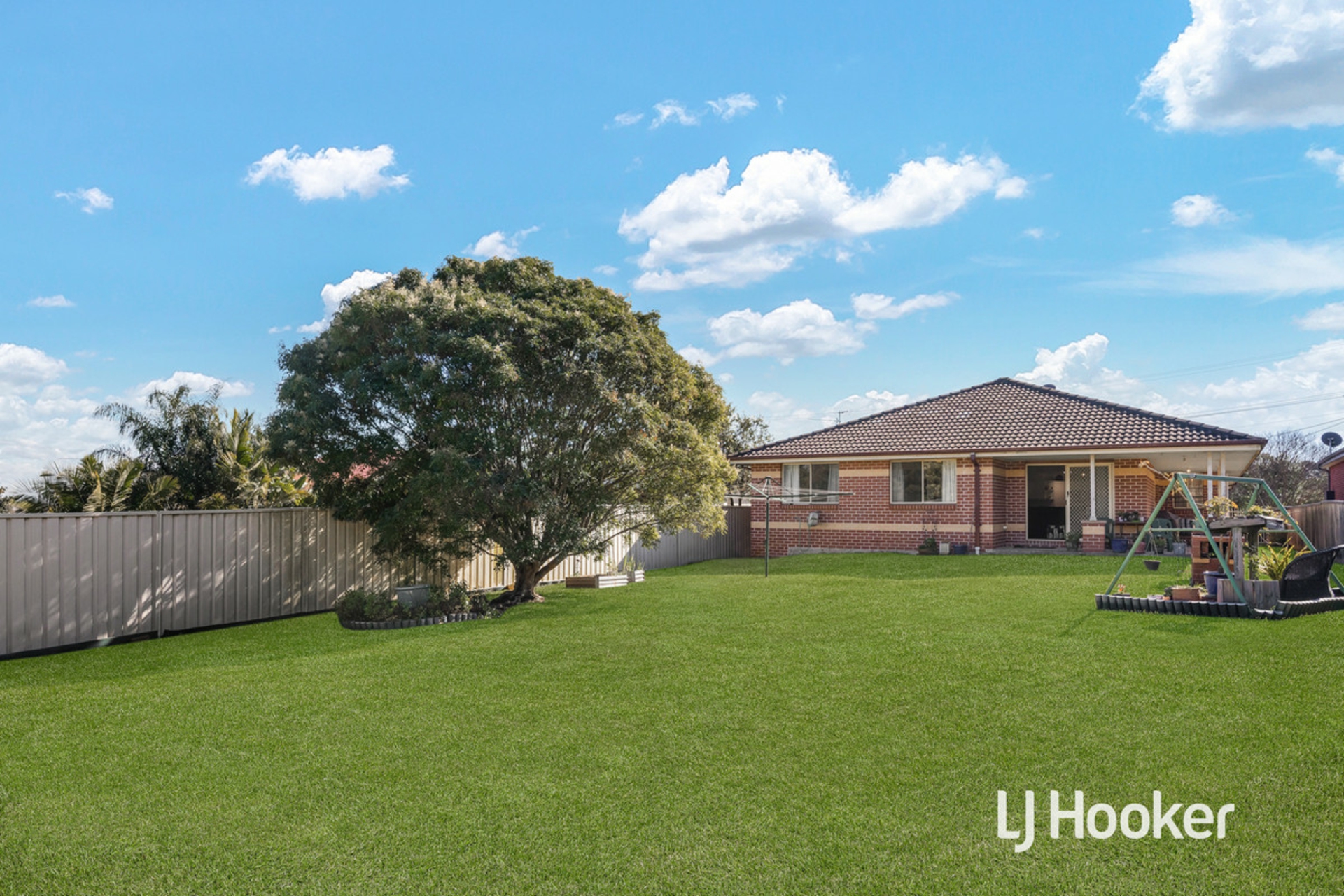 24 Advance Street, SCHOFIELDS