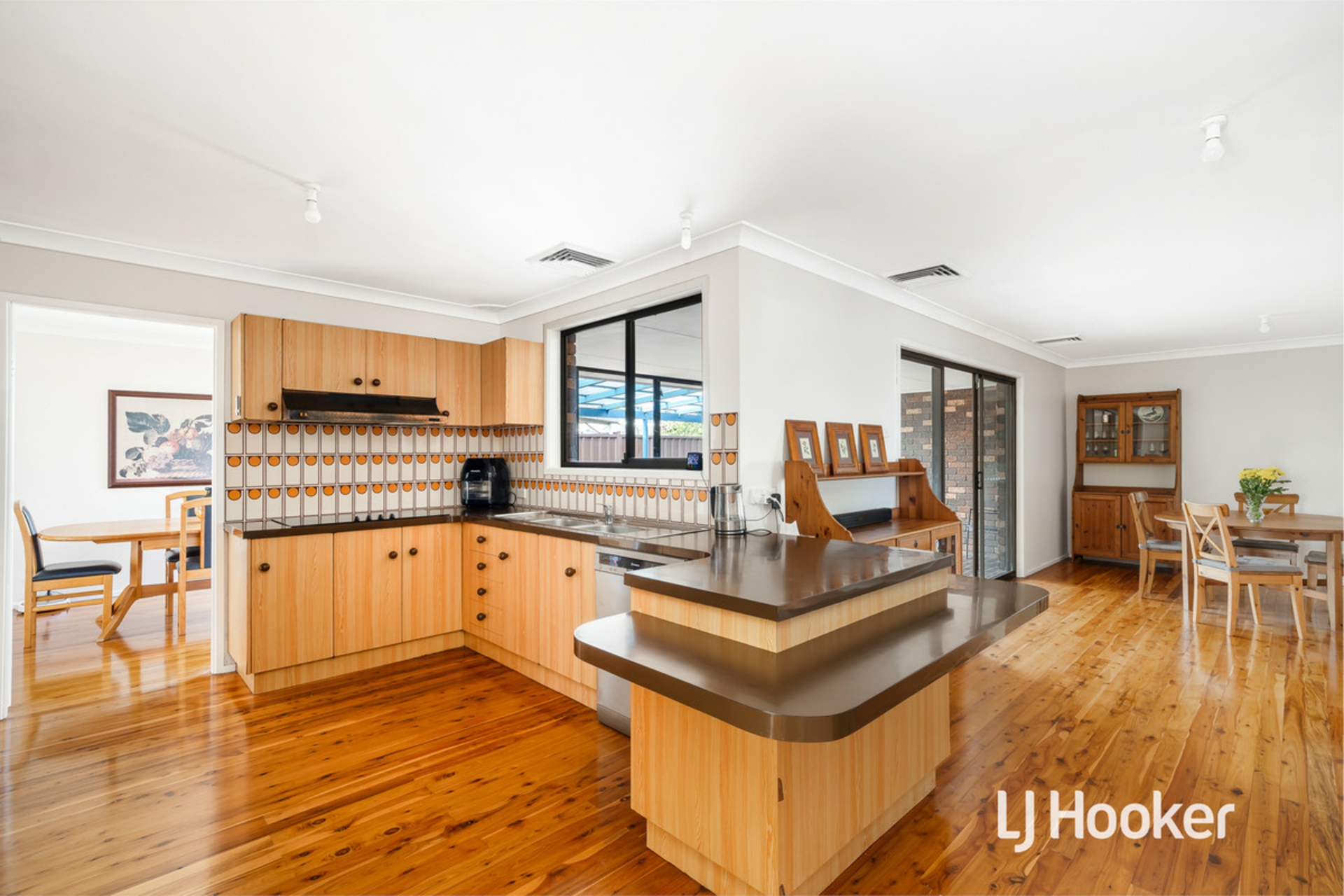 40 Station Street, SCHOFIELDS