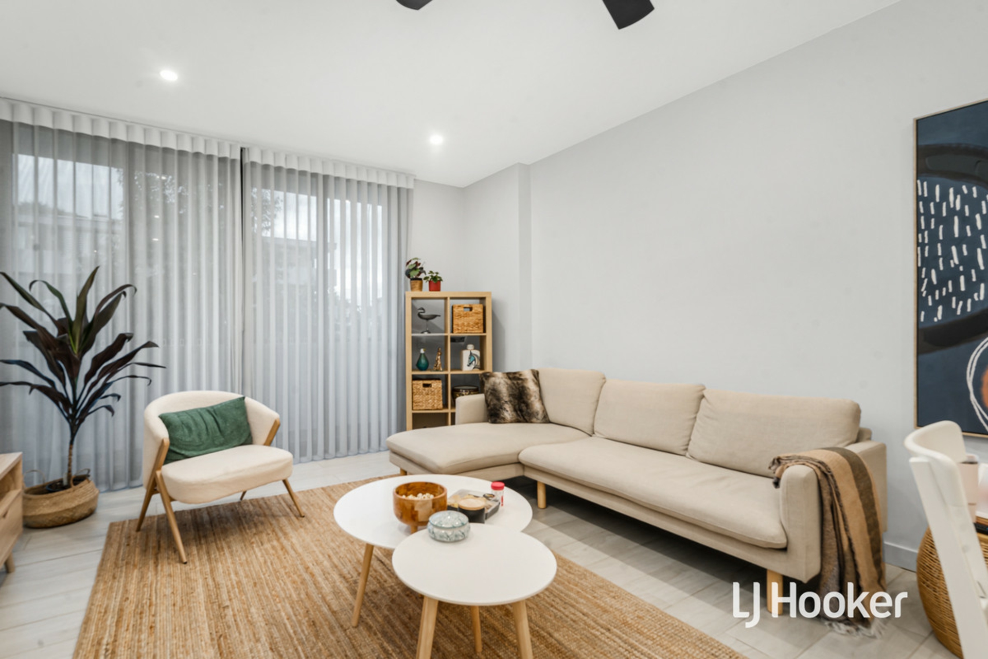 228/180 Hezlett Road — photo 2 of 16