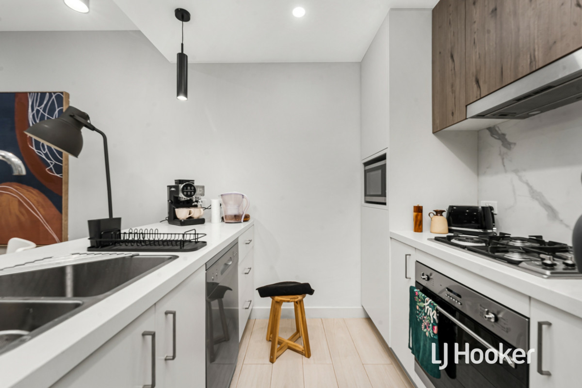 228/180 Hezlett Road — photo 3 of 16