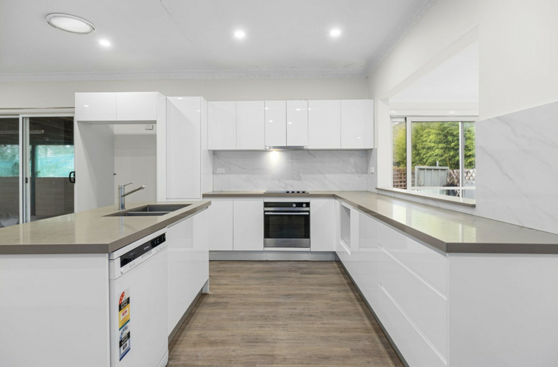 70 Norwood Road — photo 4 of 12