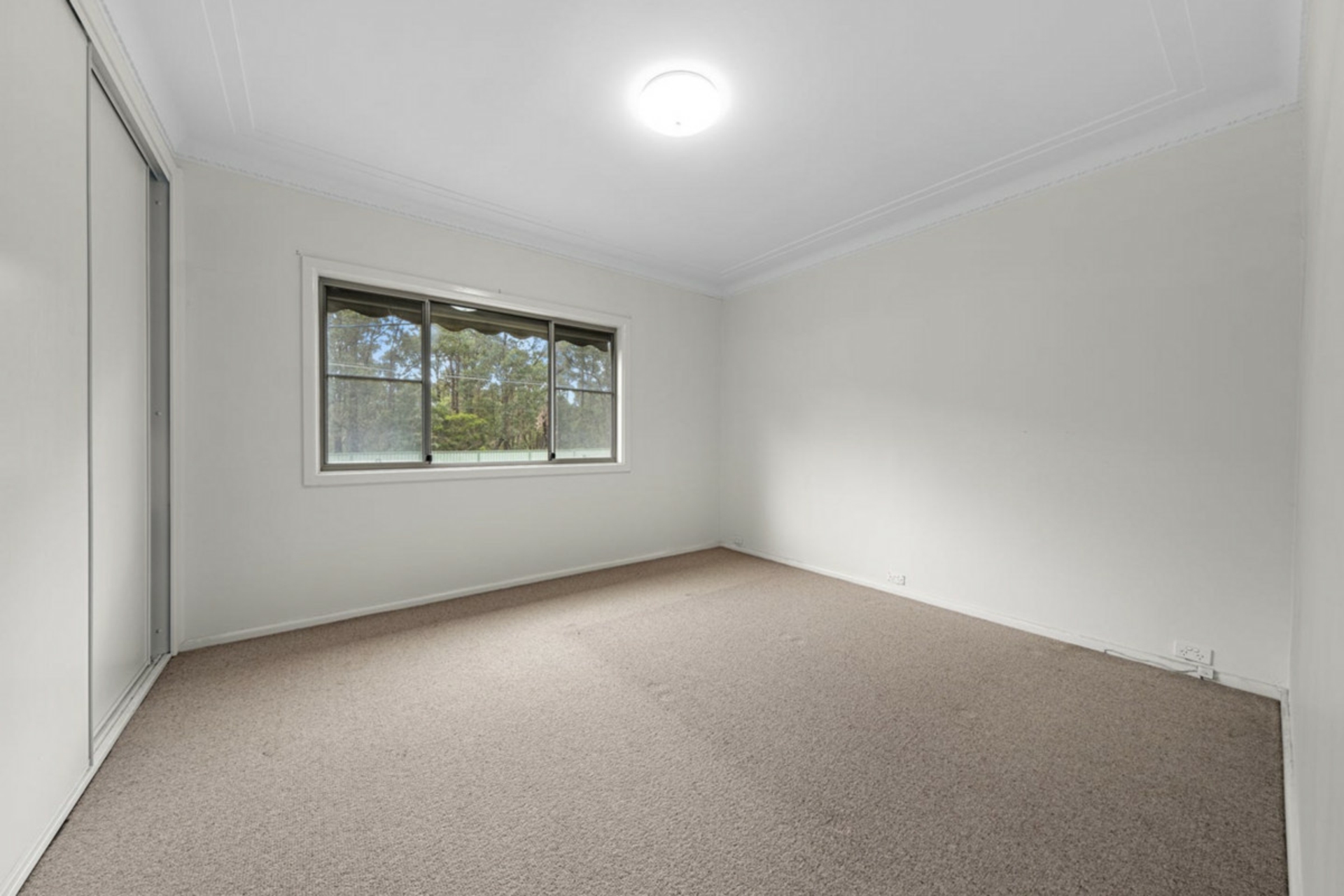 70 Norwood Road — photo 5 of 12