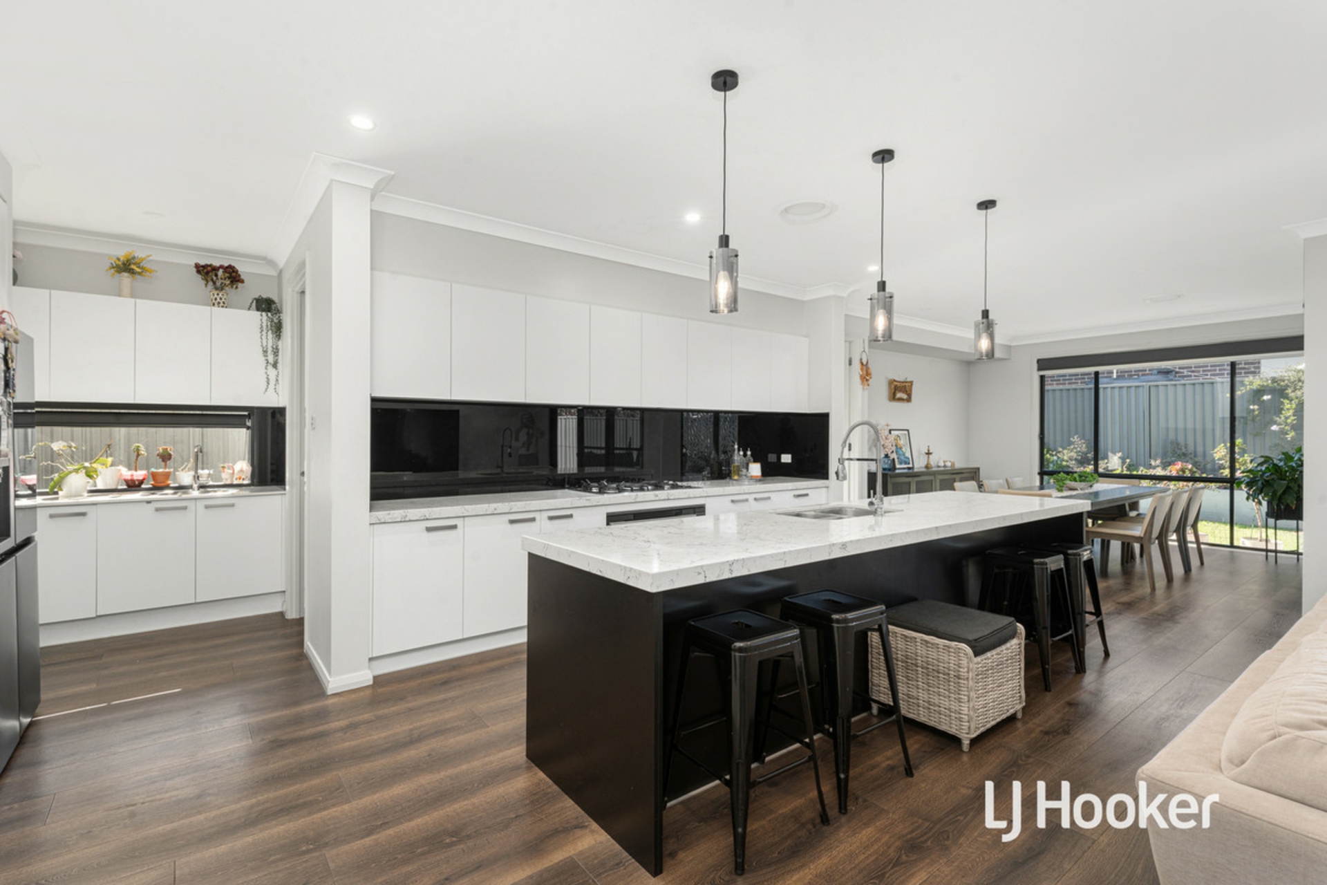 5 Agland Avenue — photo 3 of 18