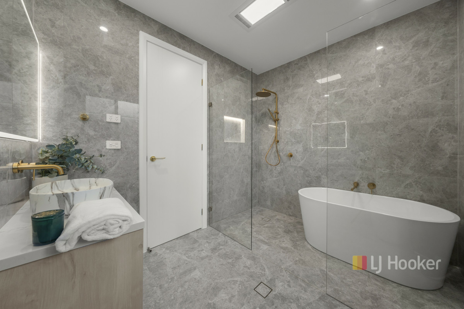 60 Stockwell Road — photo 15 of 21
