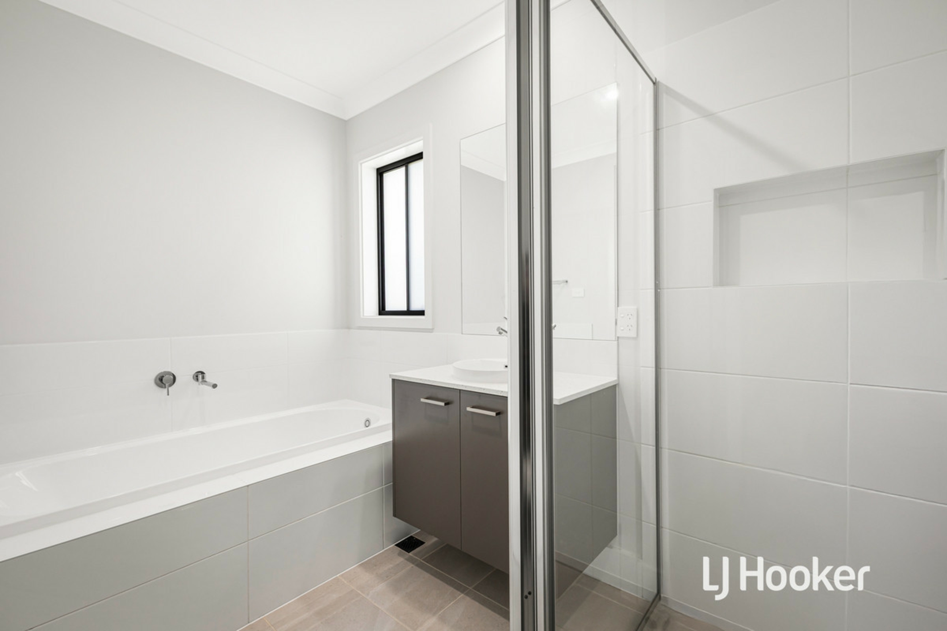370 Tallawong Road — photo 5 of 8