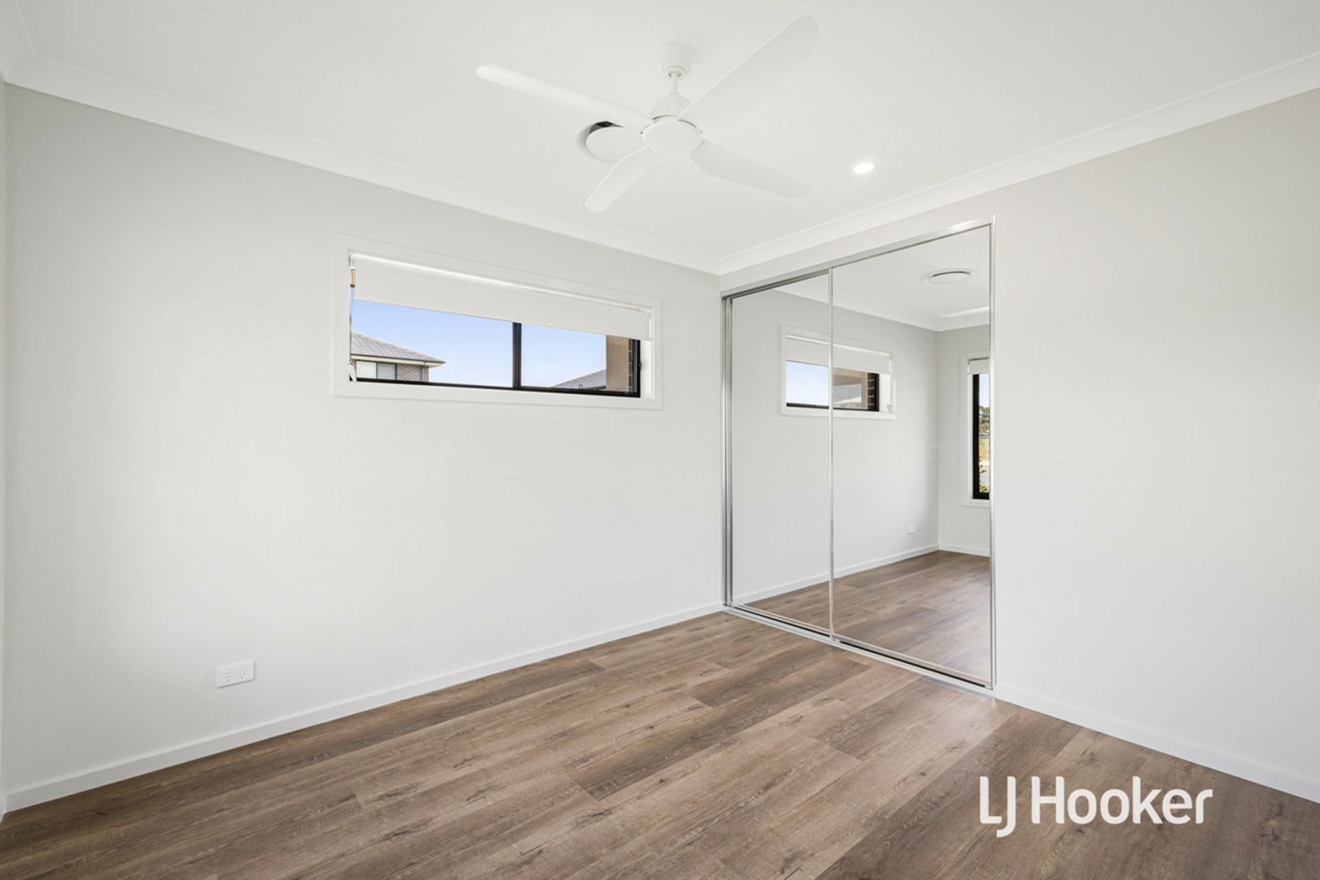 370 Tallawong Road — photo 7 of 8