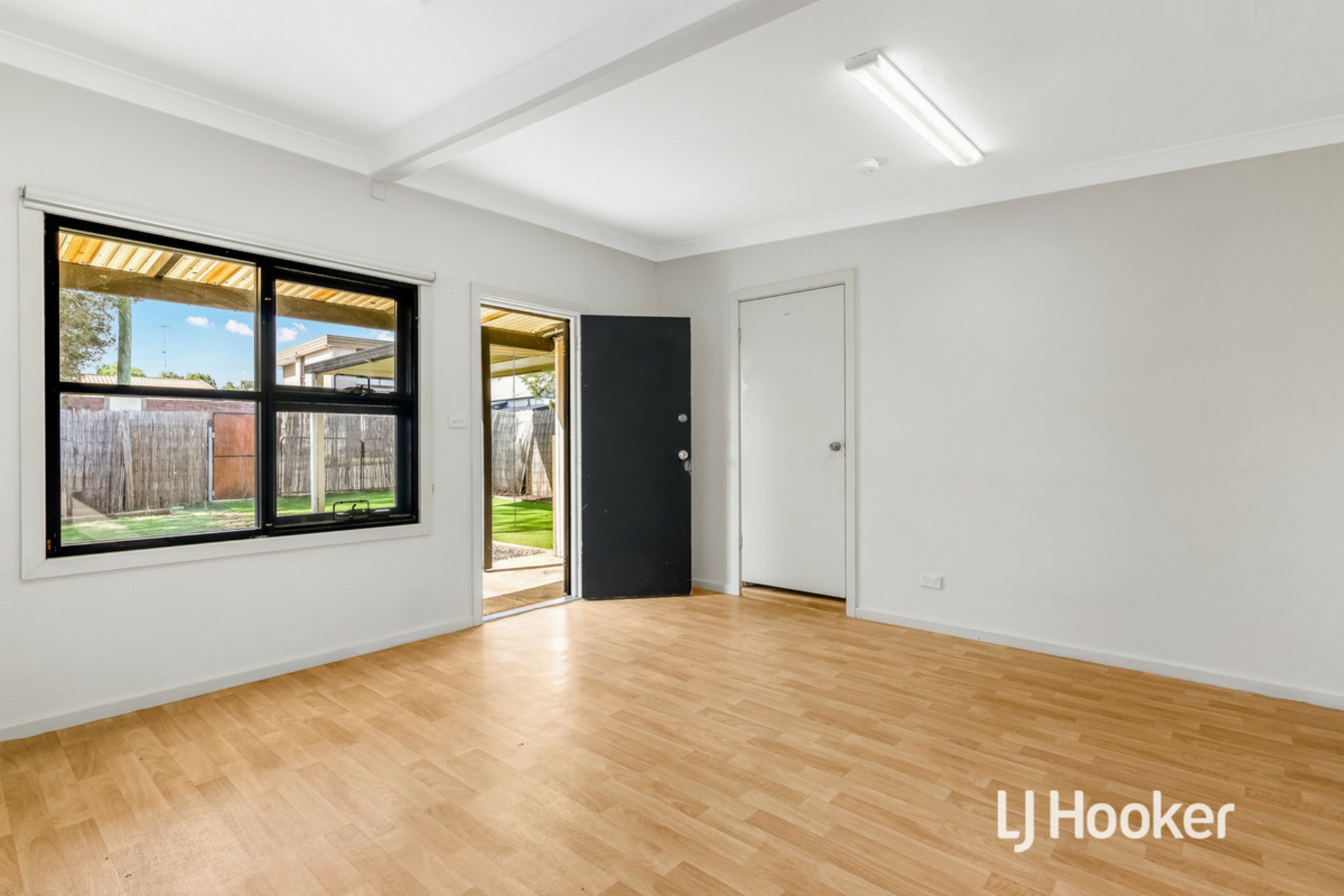 14 & 14A Railway Terrace — photo 13 of 16