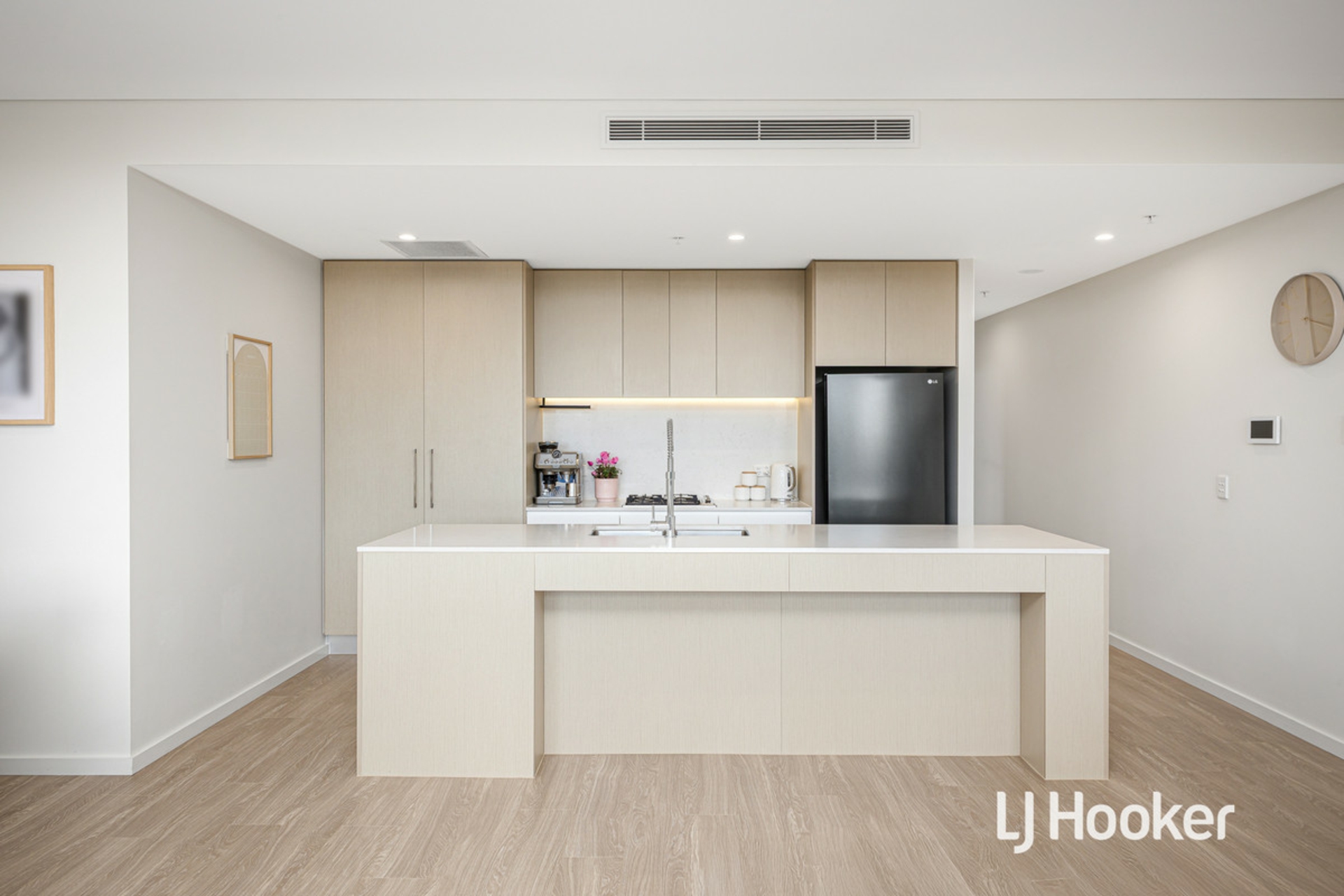 211/3A Schofields Farm Road (Tallawong) — photo 3 of 11