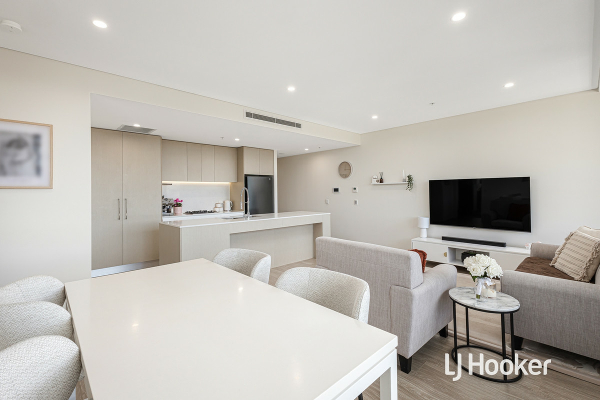 211/3A Schofields Farm Road (Tallawong) — photo 4 of 11