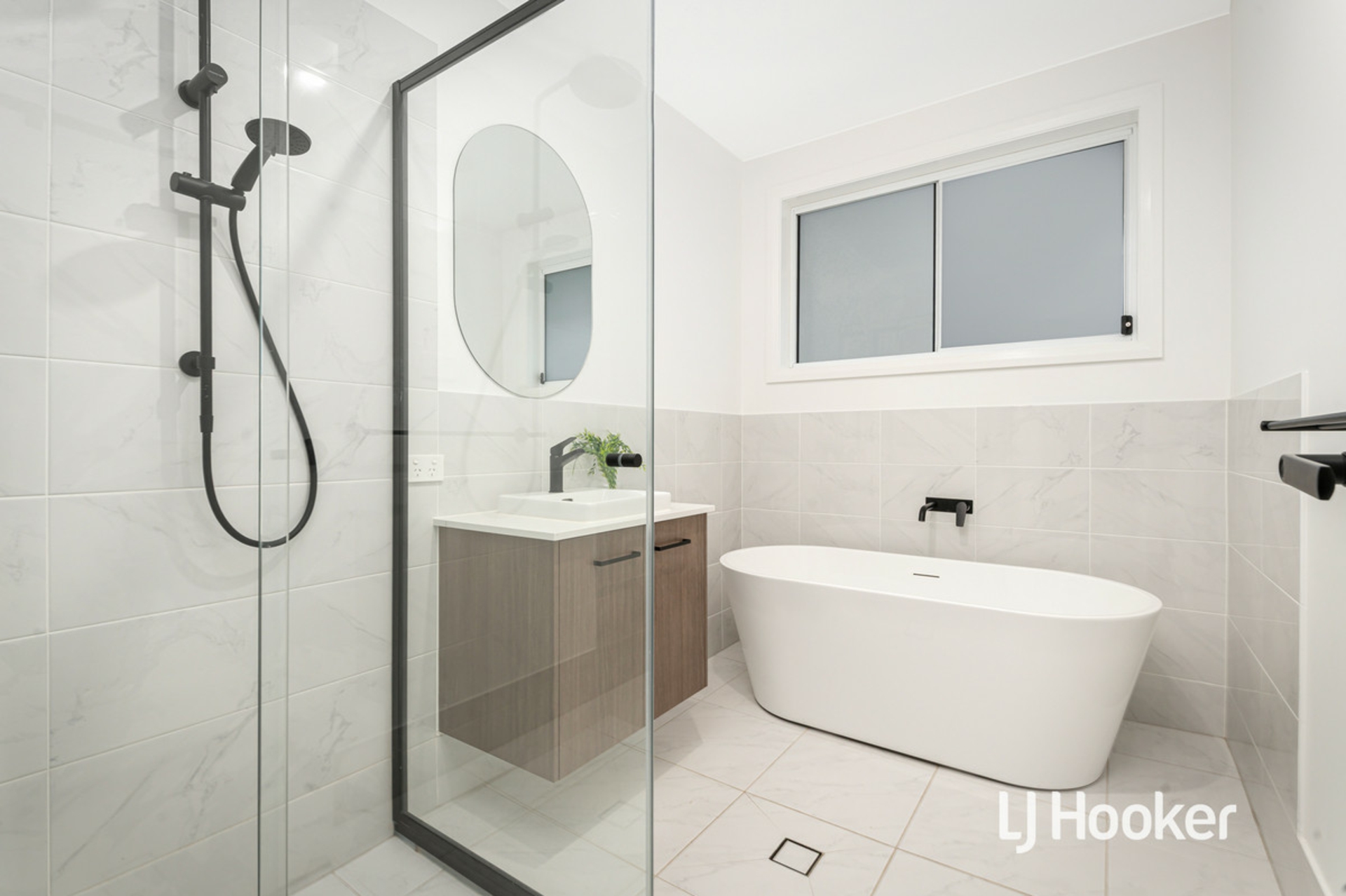 16 Mirage Street — photo 15 of 20