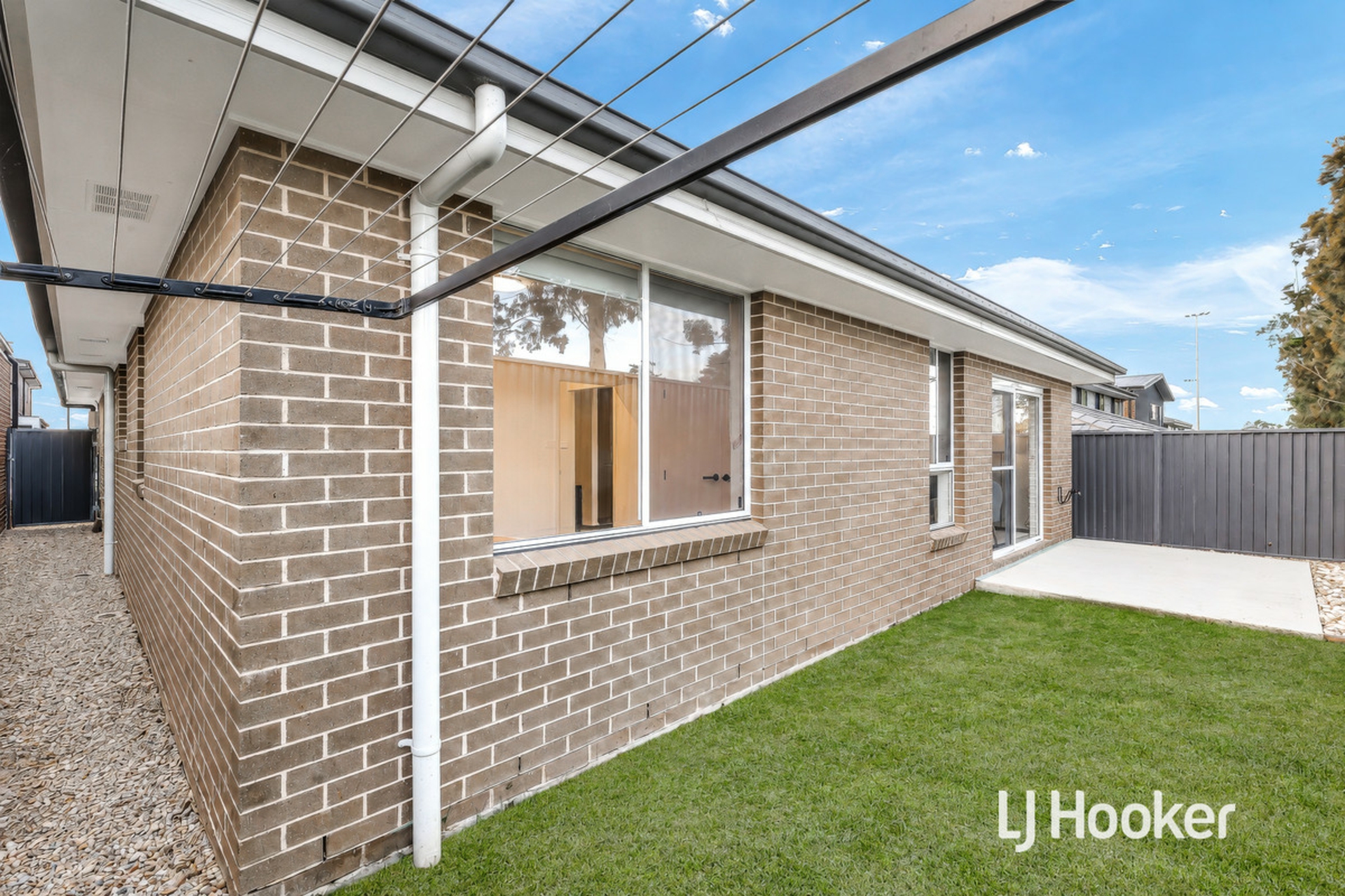 16 Mirage Street — photo 16 of 20