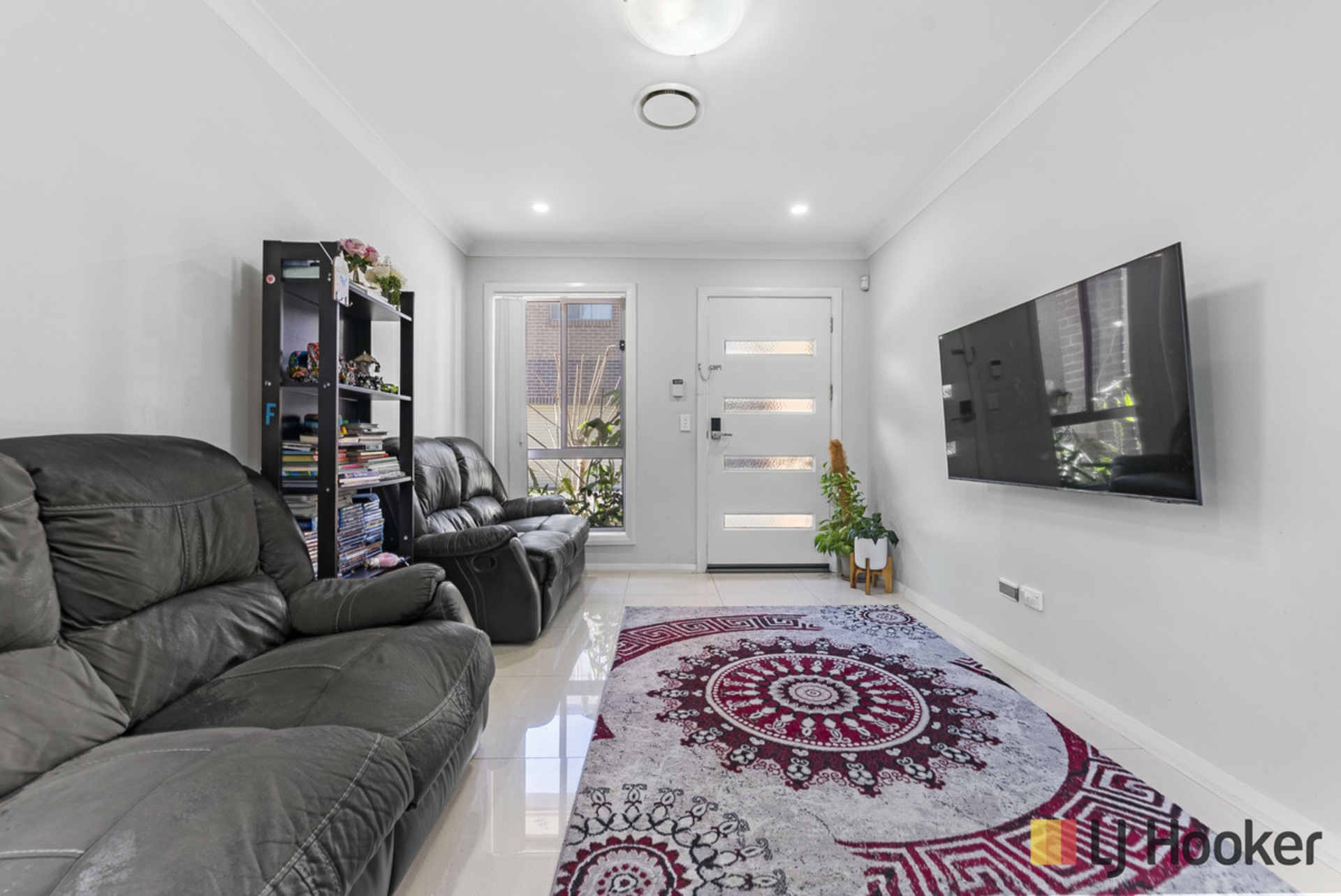 49 Vasanta Glade — photo 4 of 20