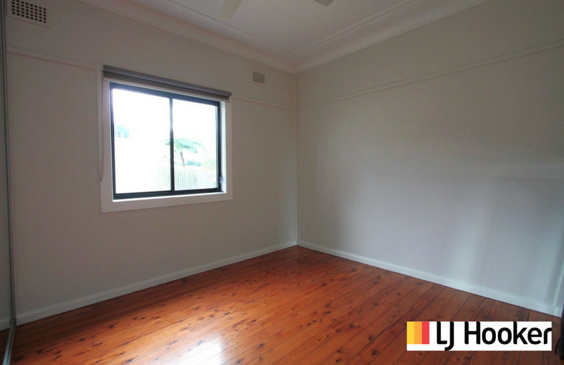 81 Riverstone Road — photo 10 of 14