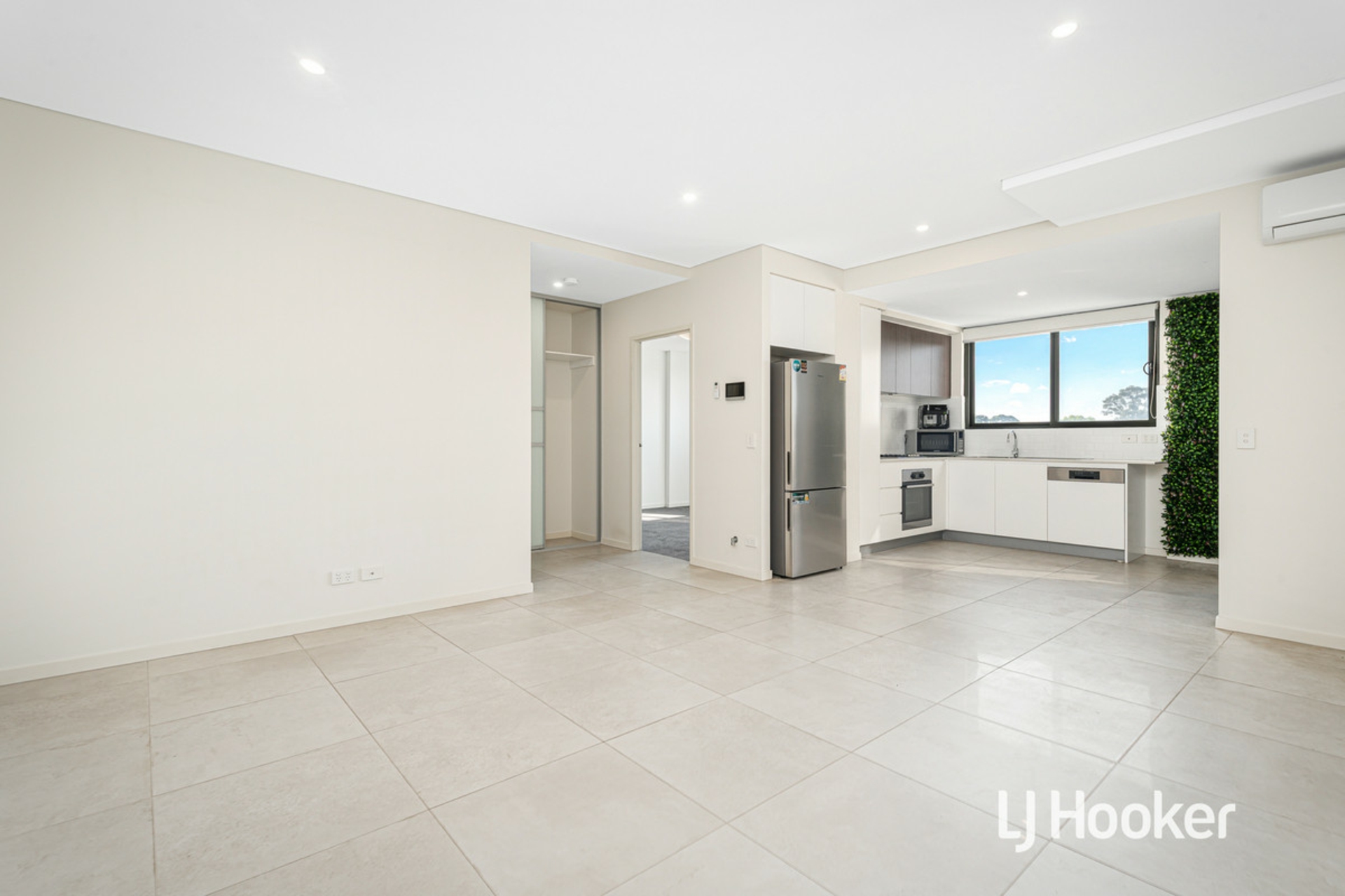 10/6 Bingham Street — photo 5 of 8