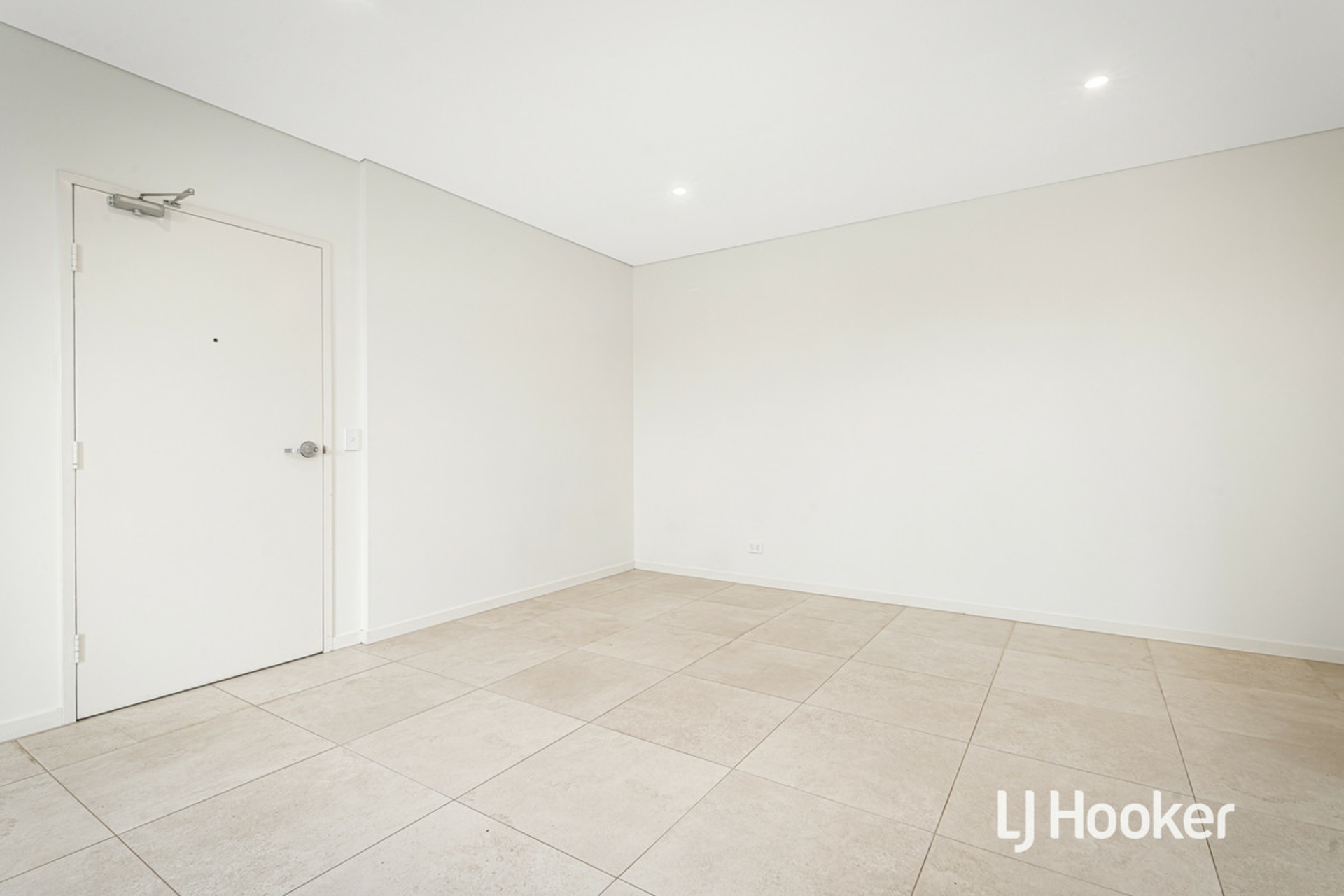 10/6 Bingham Street — photo 7 of 8