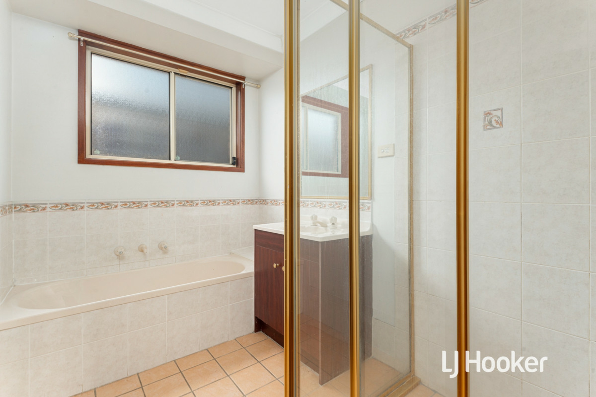 10 Snowgum Street — photo 7 of 8