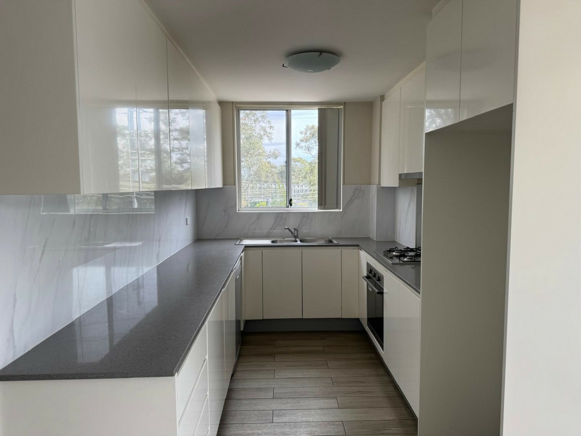 2/111 Railway Terrace — photo from LJ Hooker Schofields | Riverstone