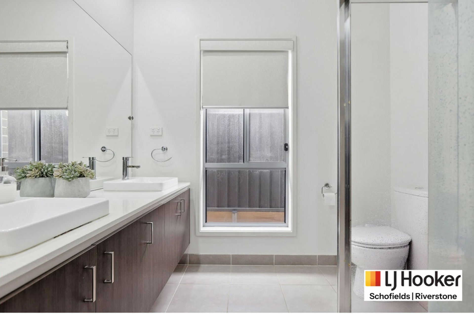 4 Oberon Street — photo 7 of 11