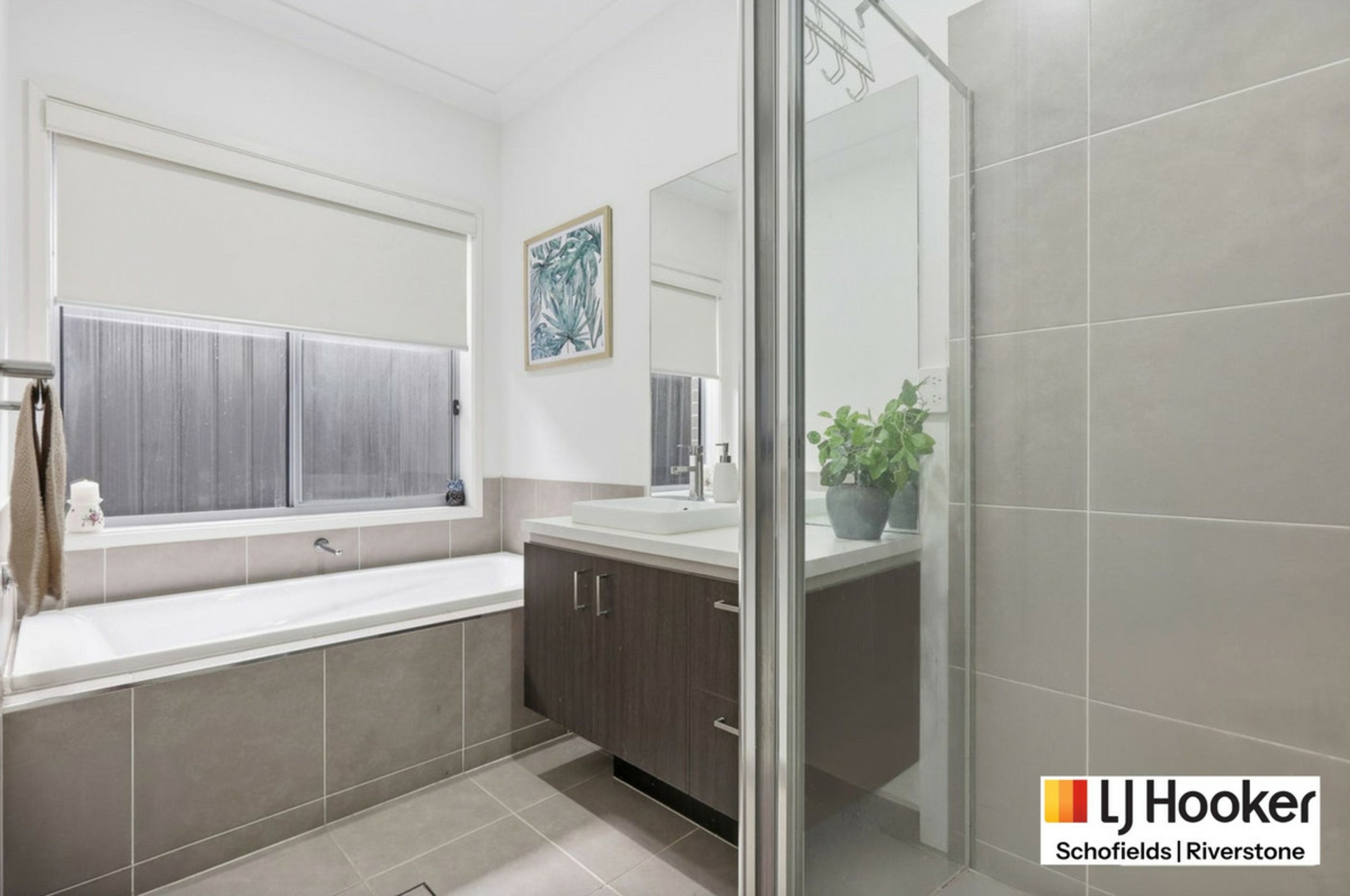 4 Oberon Street — photo 11 of 11