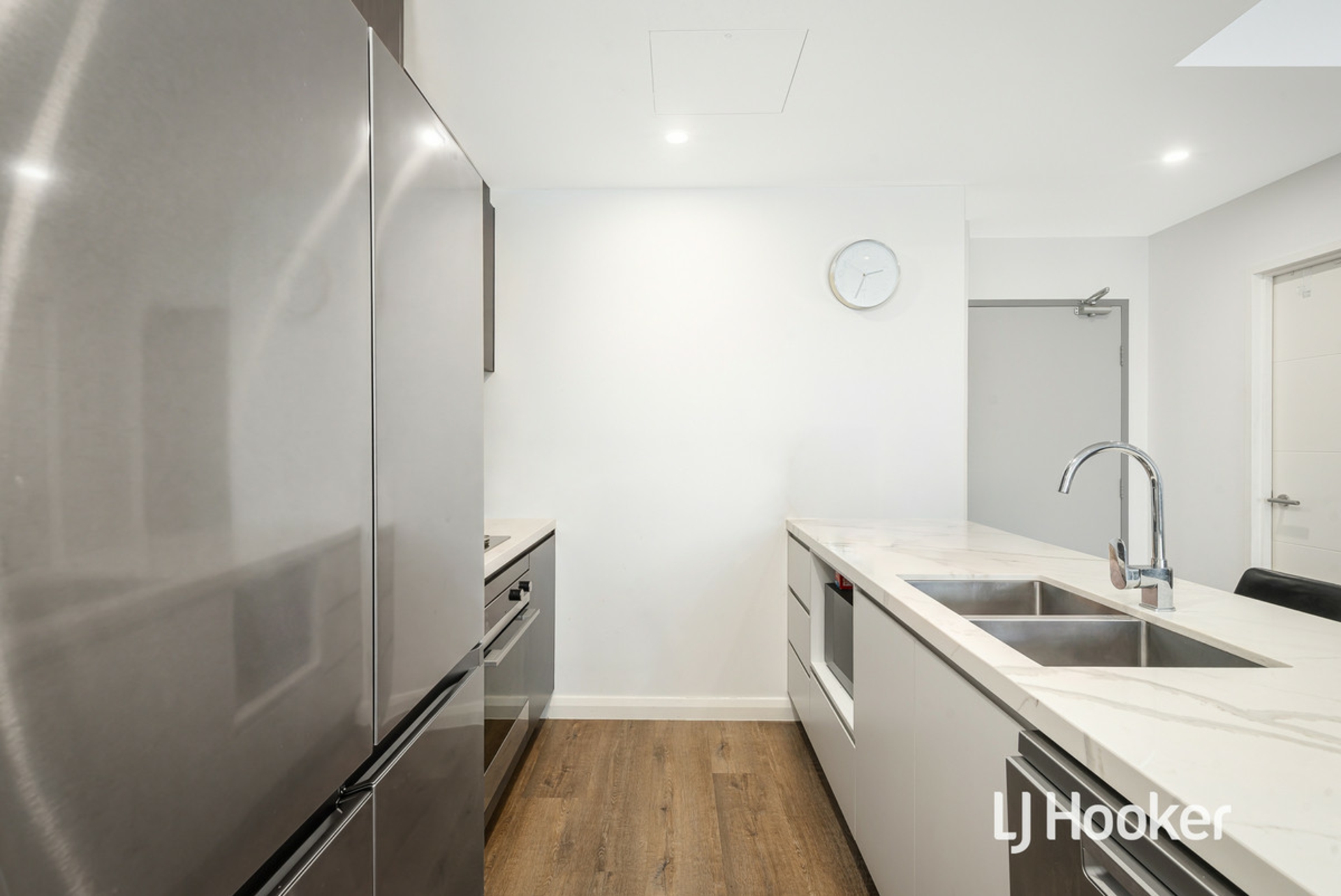 308/75A Grima Street — photo 5 of 11