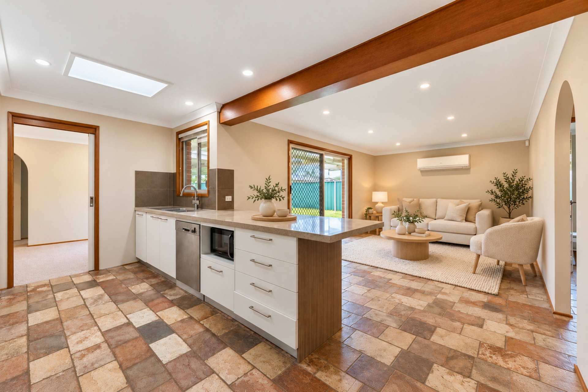 38 Pacific Road (Nirimba Fields) — photo 3 of 15