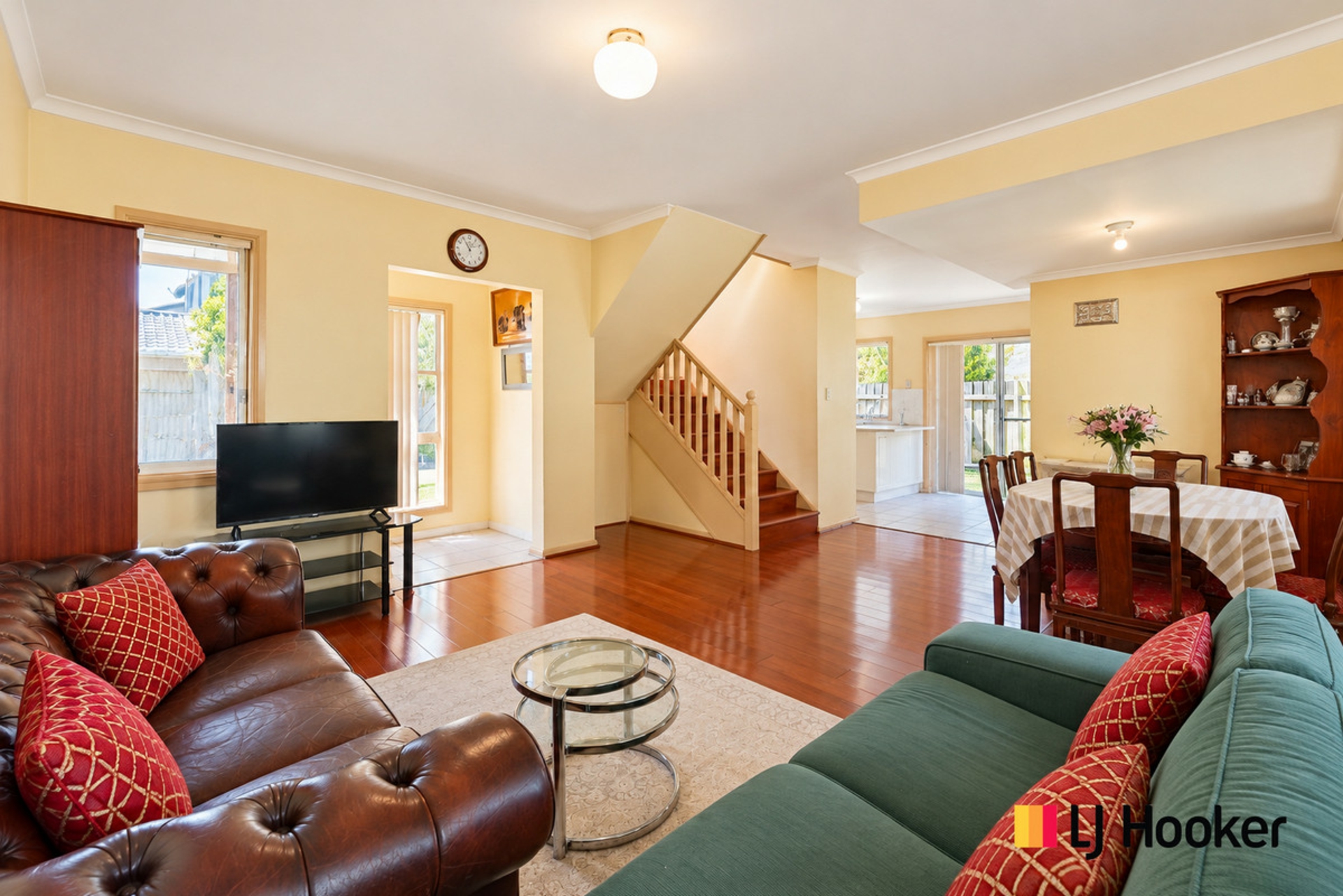 58 Whitehaven Avenue — photo 4 of 16