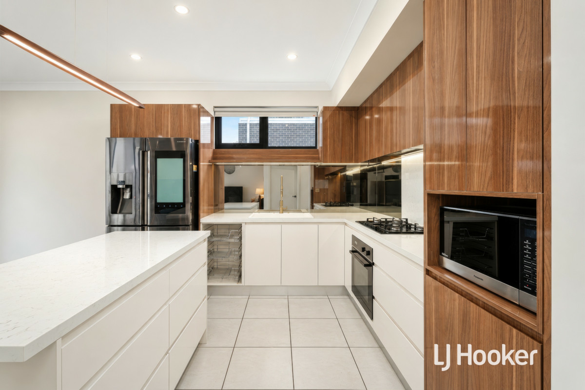 41 Hazelwood Avenue — photo 3 of 14