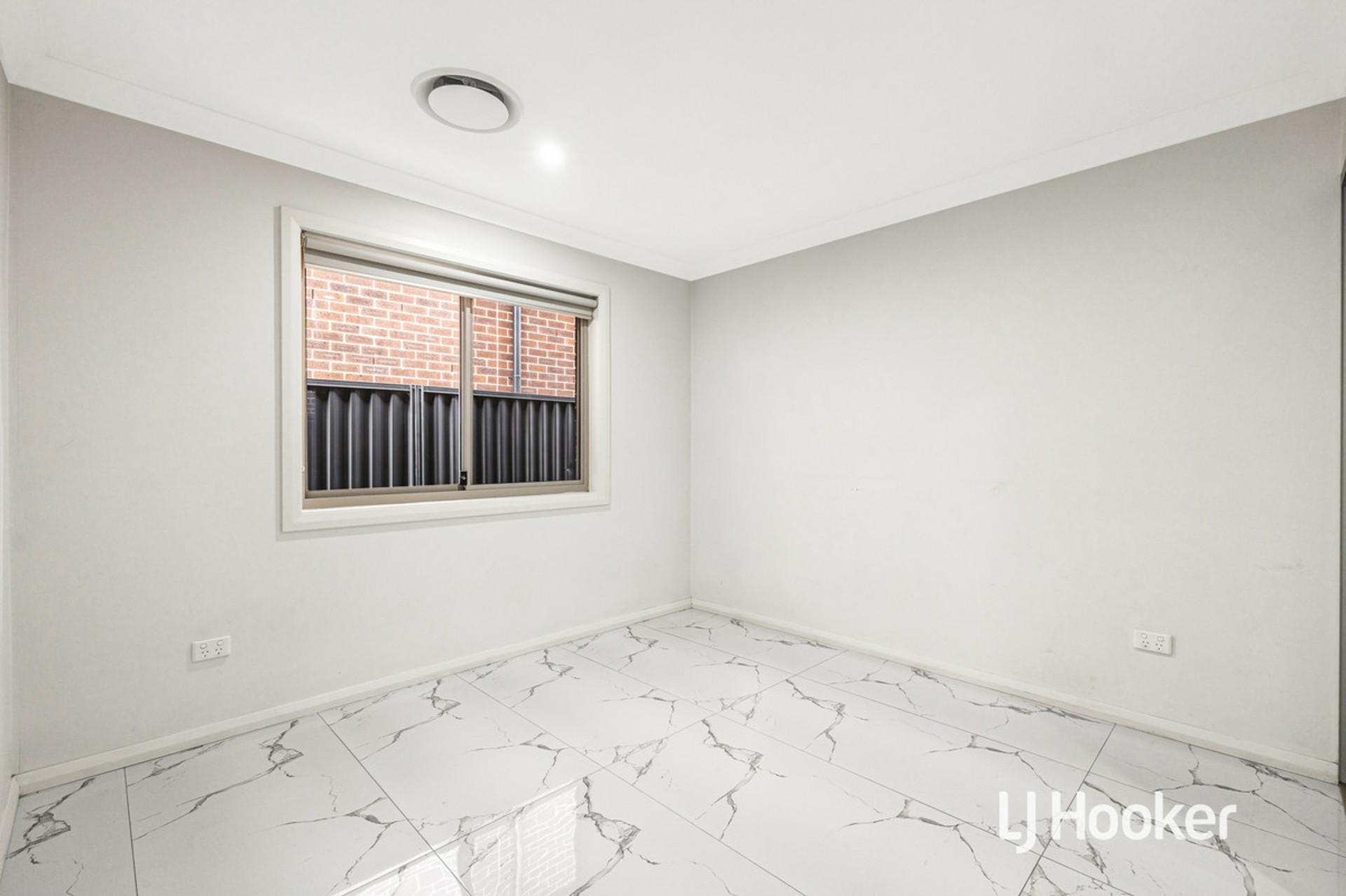 186A Stonecutters Drive — photo 4 of 7