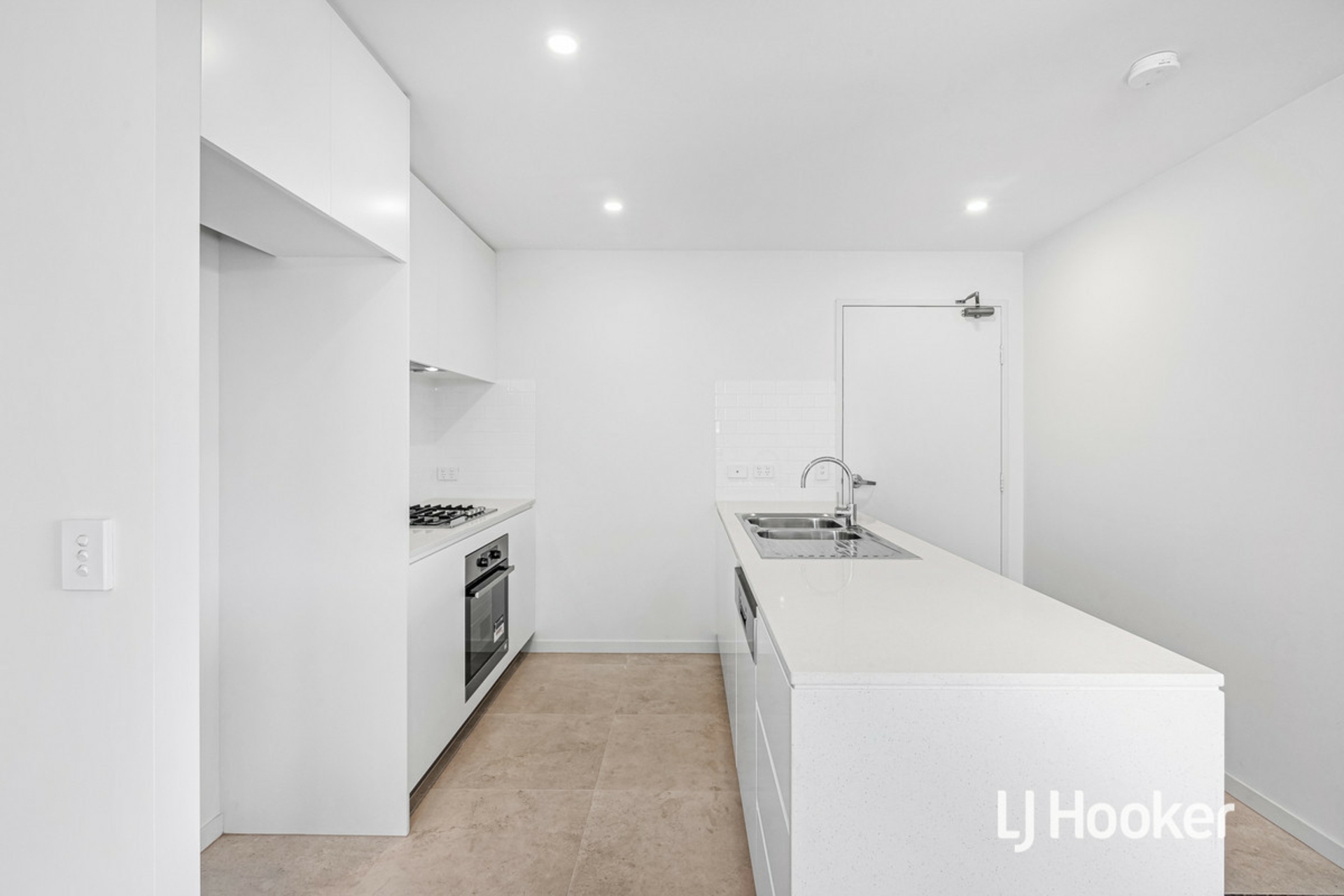 44/2 Bingham Street — photo from LJ Hooker Schofields | Riverstone