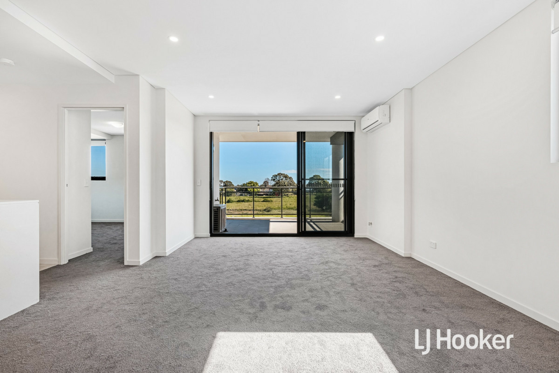 44/2 Bingham Street — photo 4 of 9