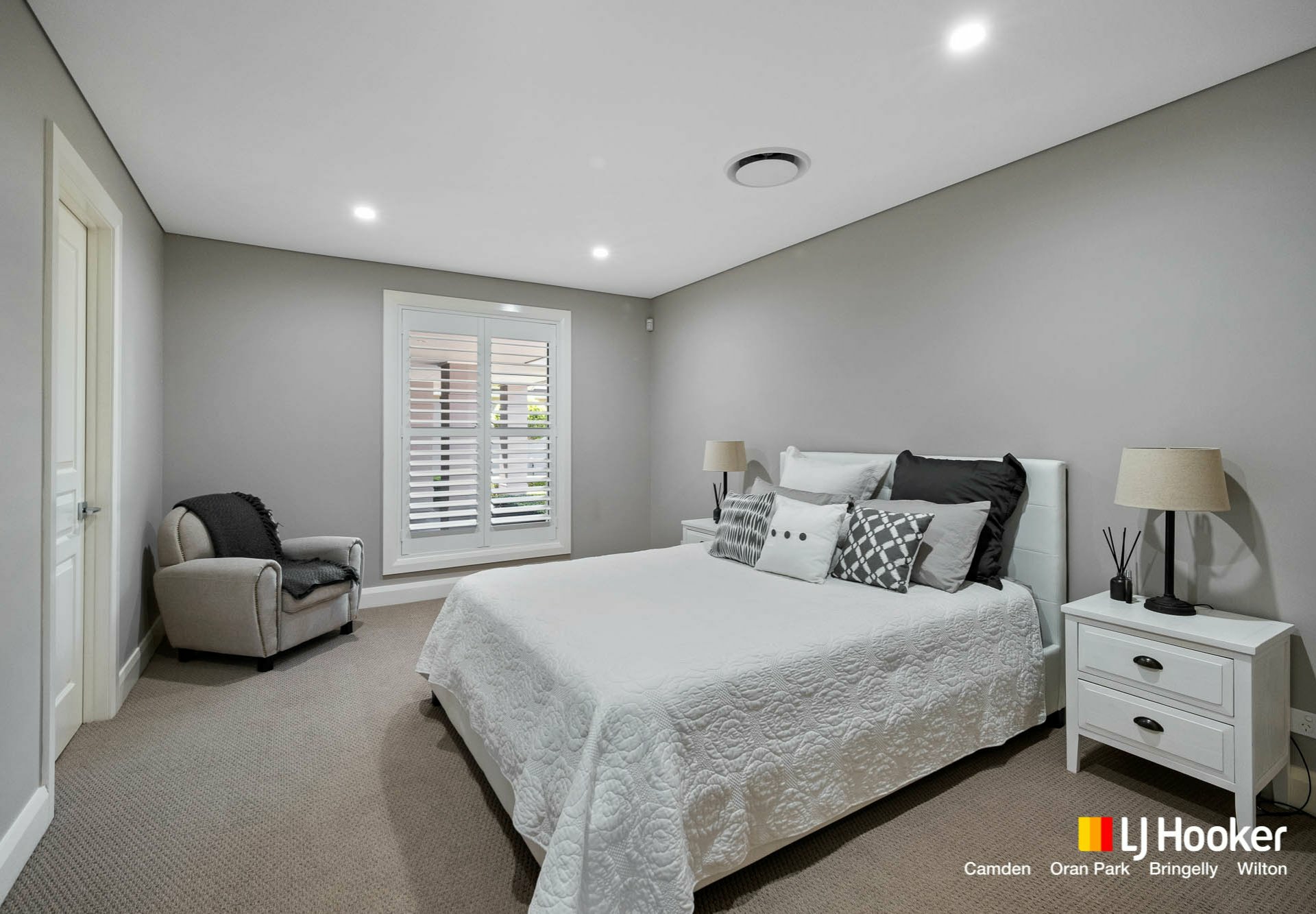 41 Sunnyside Drive, ELLIS LANE