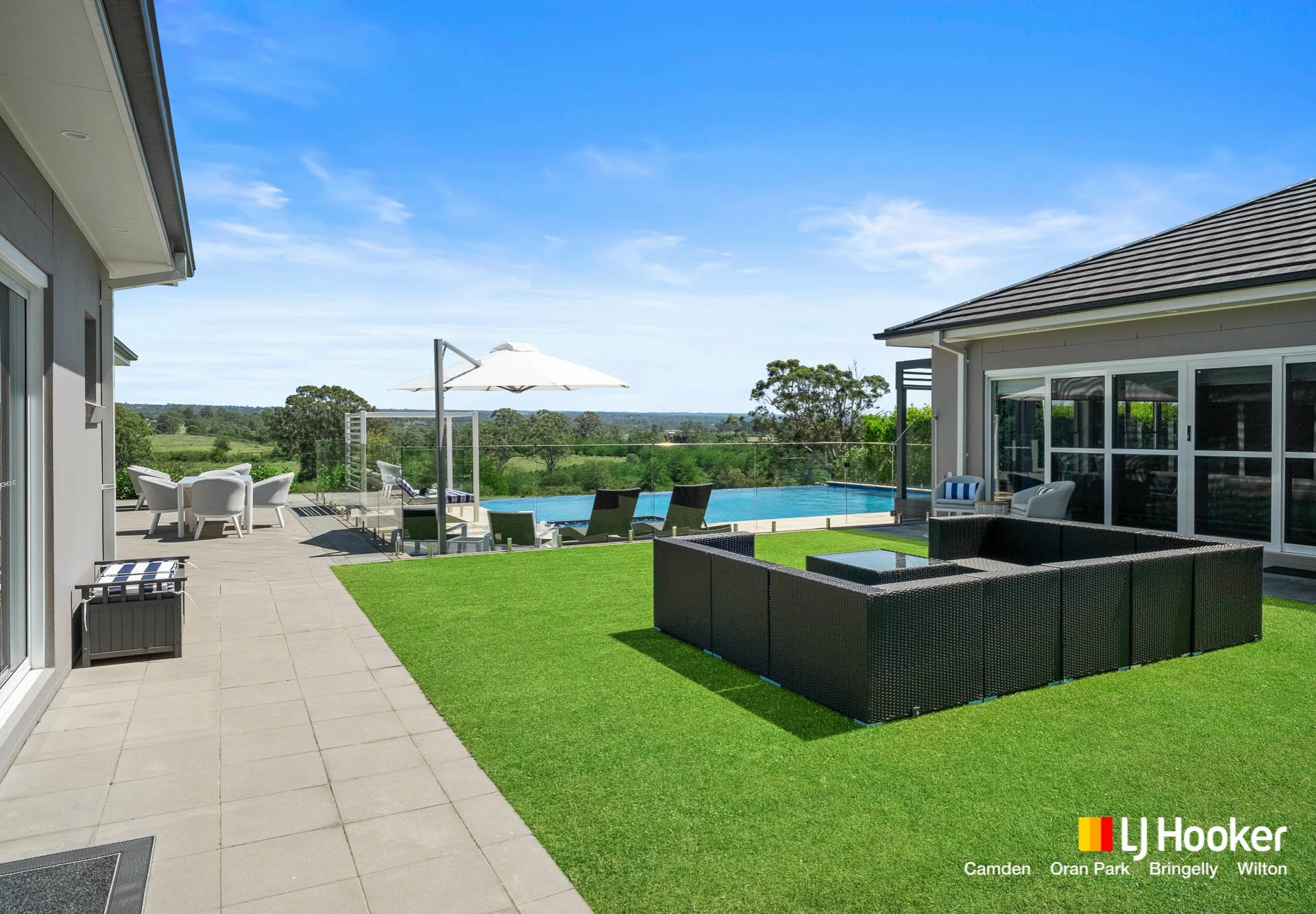 41 Sunnyside Drive, ELLIS LANE