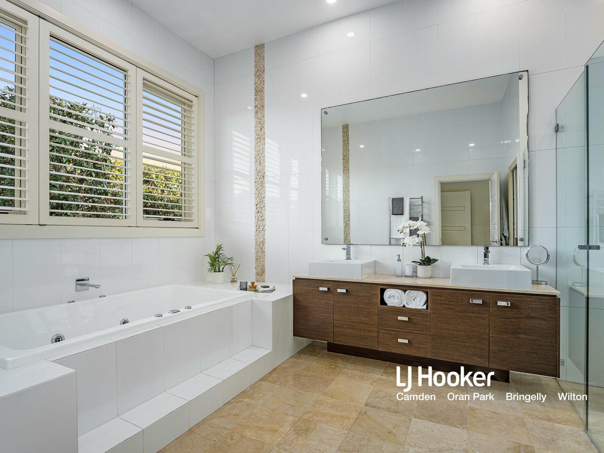 34 Cubitt Drive, DENHAM COURT